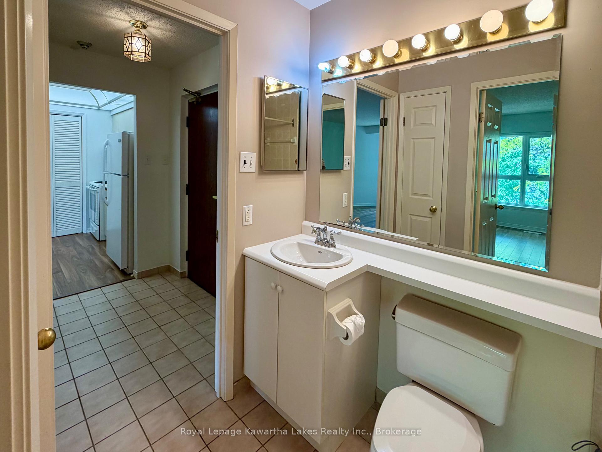 Photo 23 of Unit 303, 4 Heritage Way, Kawartha Lakes, Lindsay — HOMEH