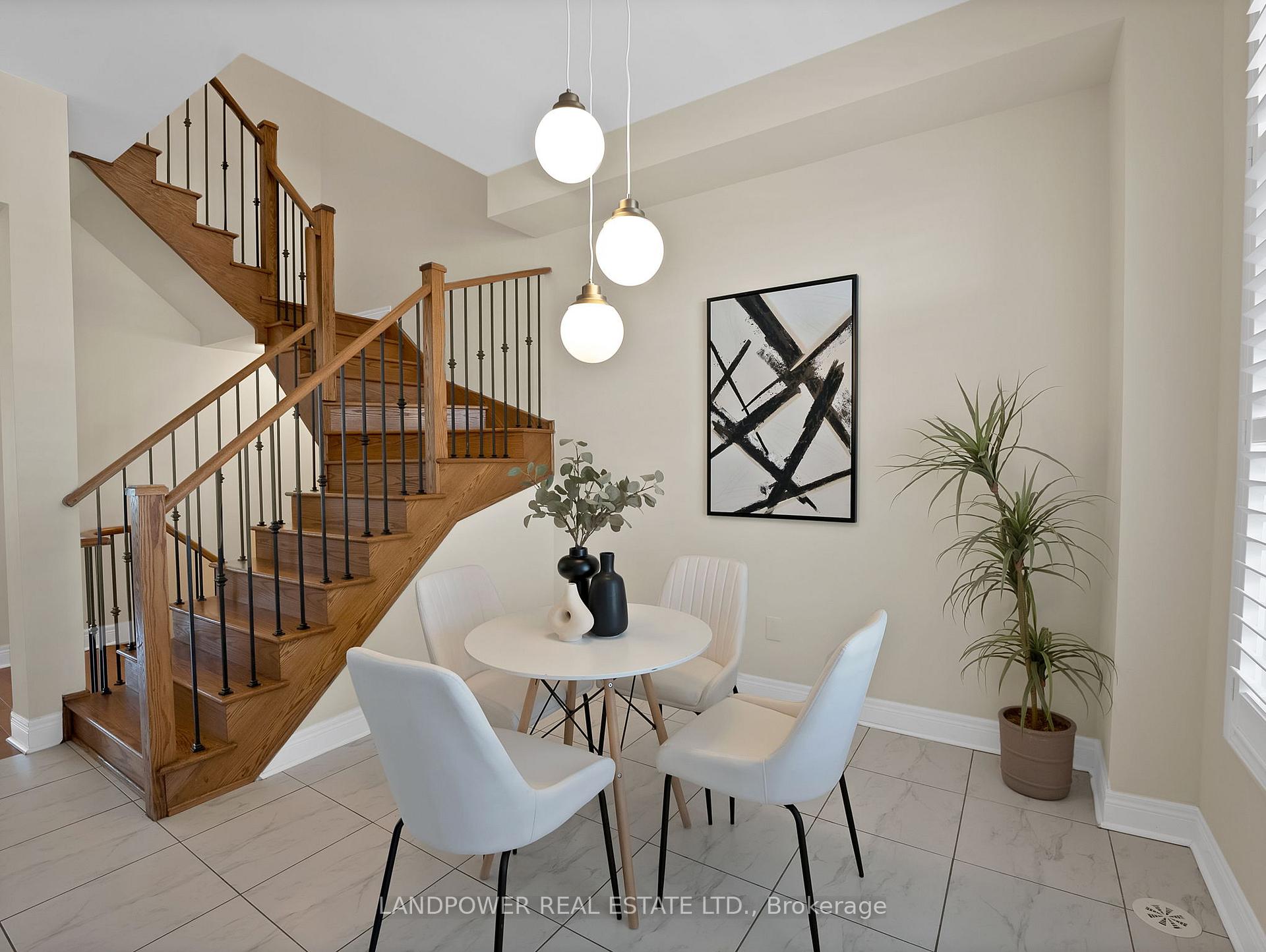 Photo 14 of 8 Aylin Crescent, Vaughan, Patterson — HOMEH