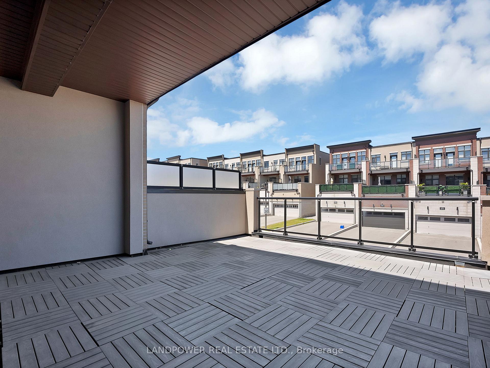 Photo 16 of 8 Aylin Crescent, Vaughan, Patterson — HOMEH