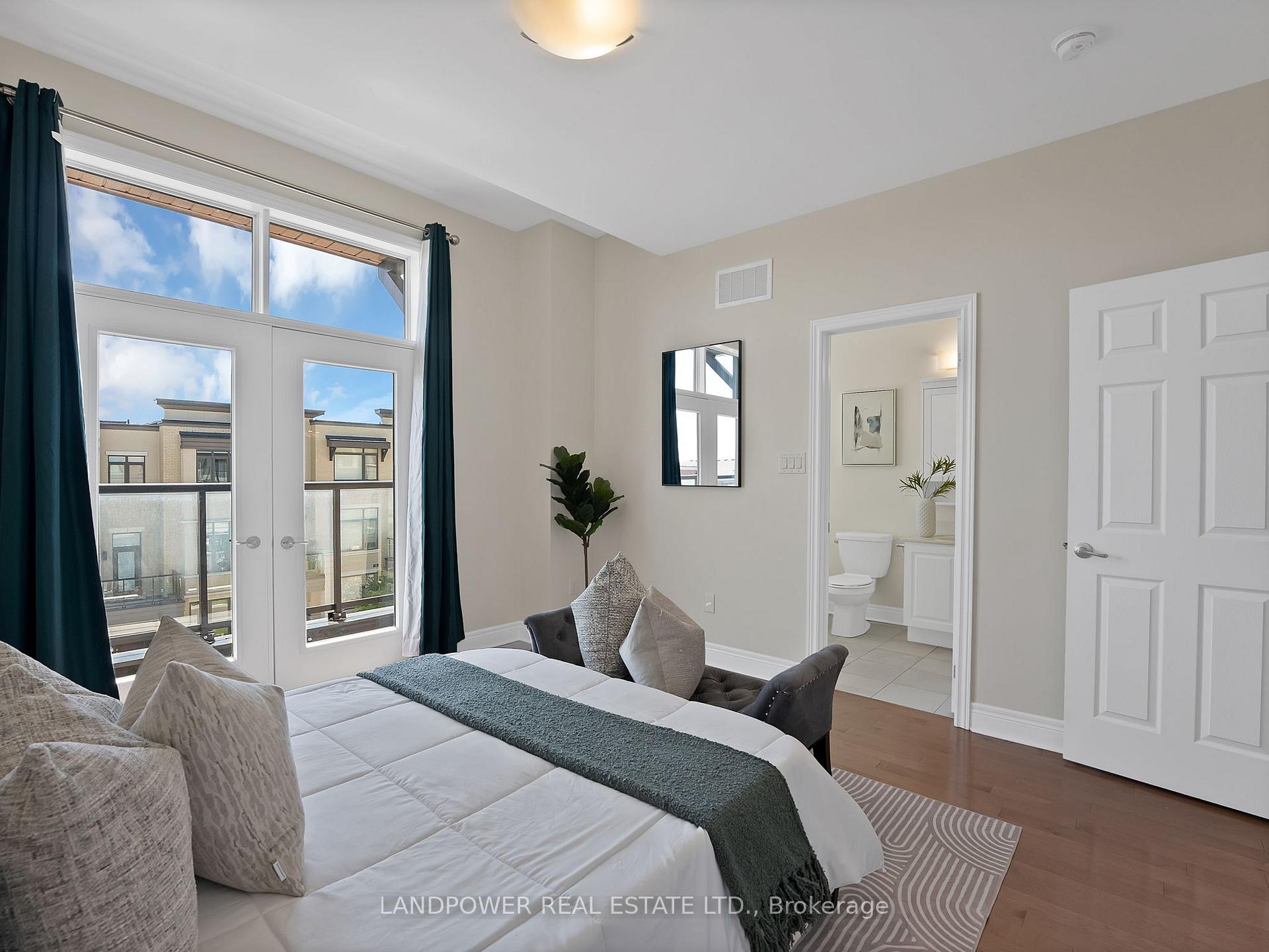 Photo 20 of 8 Aylin Crescent, Vaughan, Patterson — HOMEH
