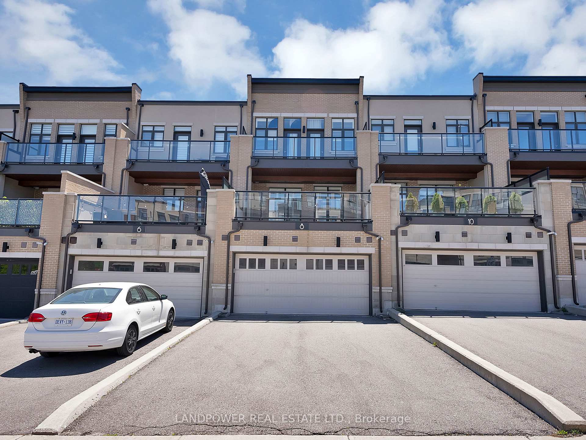 Photo 34 of 8 Aylin Crescent, Vaughan, Patterson — HOMEH
