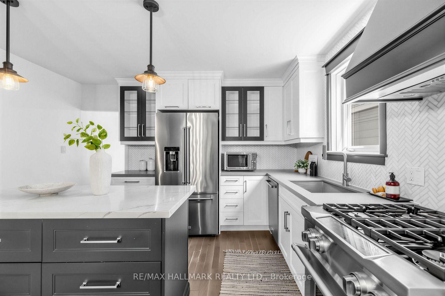 Photo 8 of 703 Mortimer Avenue, Toronto, Danforth Village-East York — HOMEH