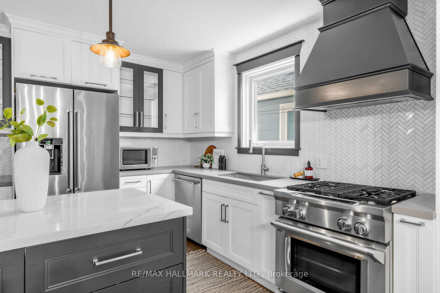 Photo 21 of 703 Mortimer Avenue, Toronto, Danforth Village-East York — HOMEH