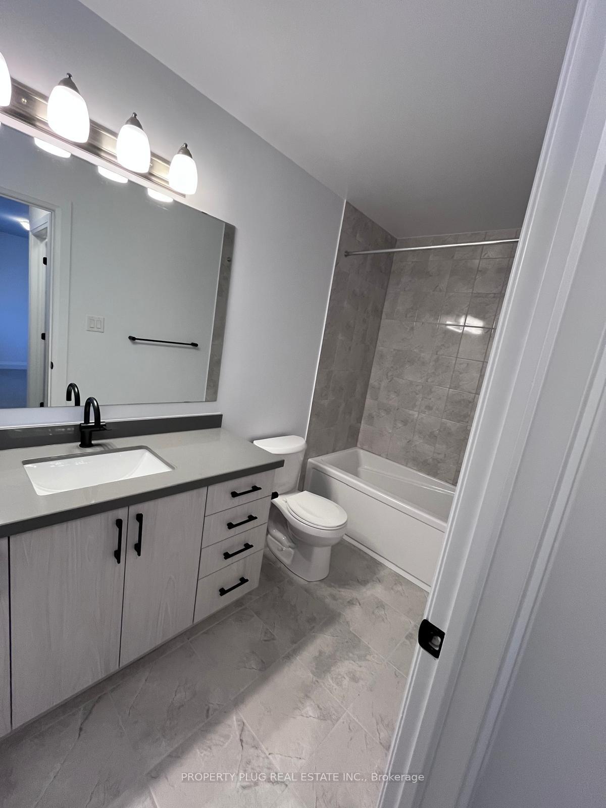 Photo 6 of 23 Gateway Drive, Barrie, Rural Barrie Southeast — HOMEH