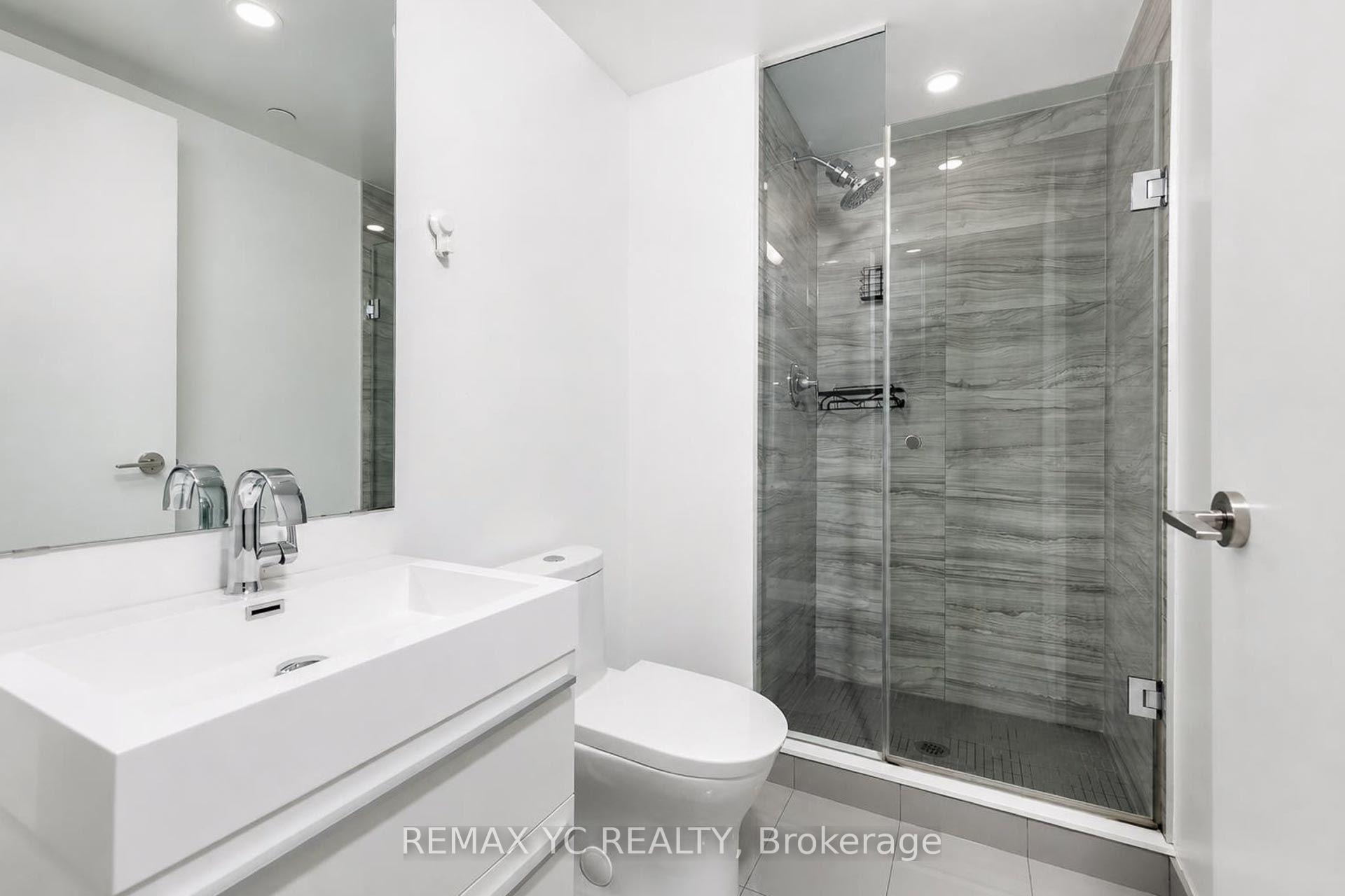Photo 23 of Unit 3708, 39 Roehampton Avenue, Toronto, Mount Pleasant West — HOMEH