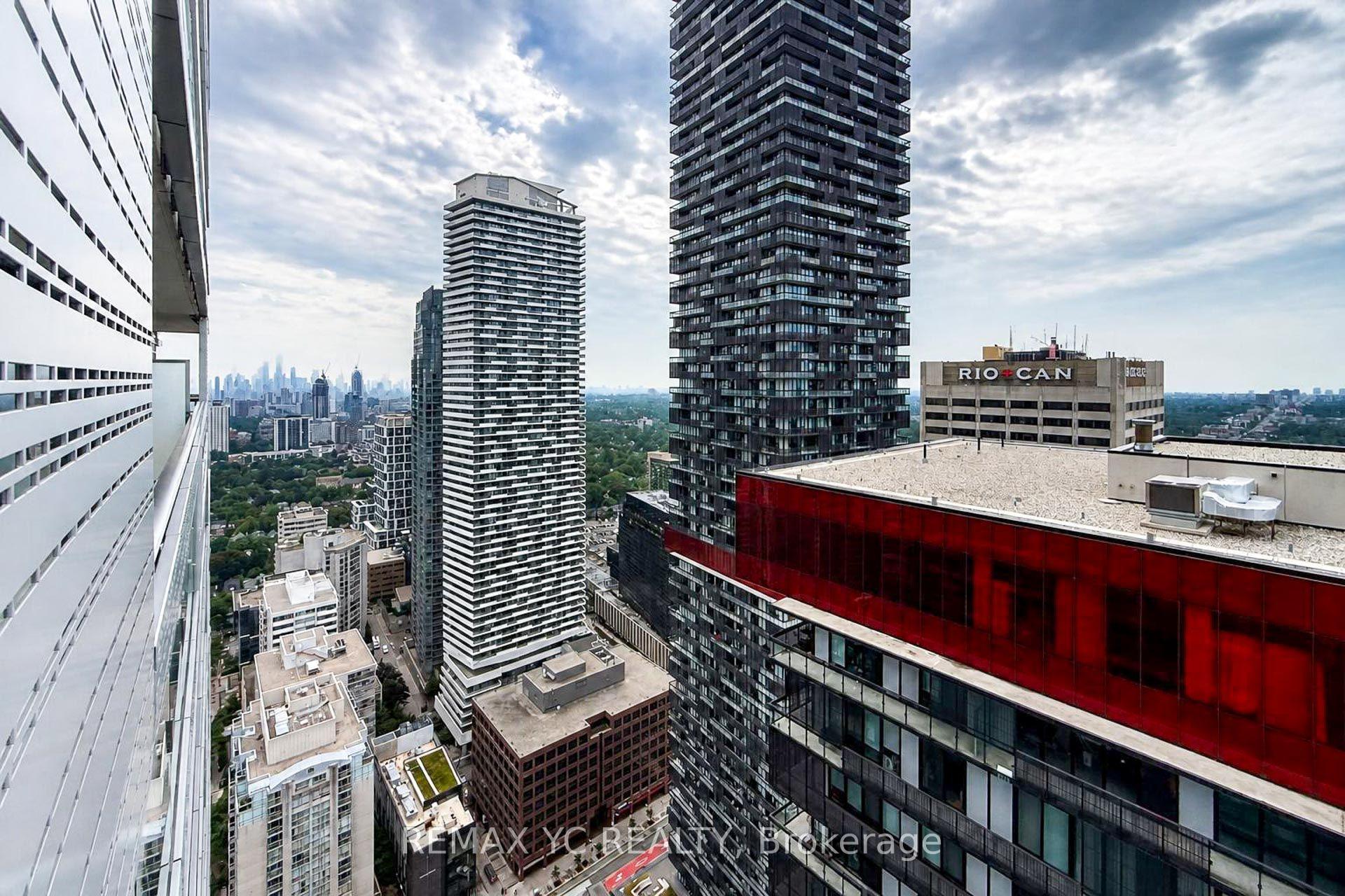 Photo 33 of Unit 3708, 39 Roehampton Avenue, Toronto, Mount Pleasant West — HOMEH
