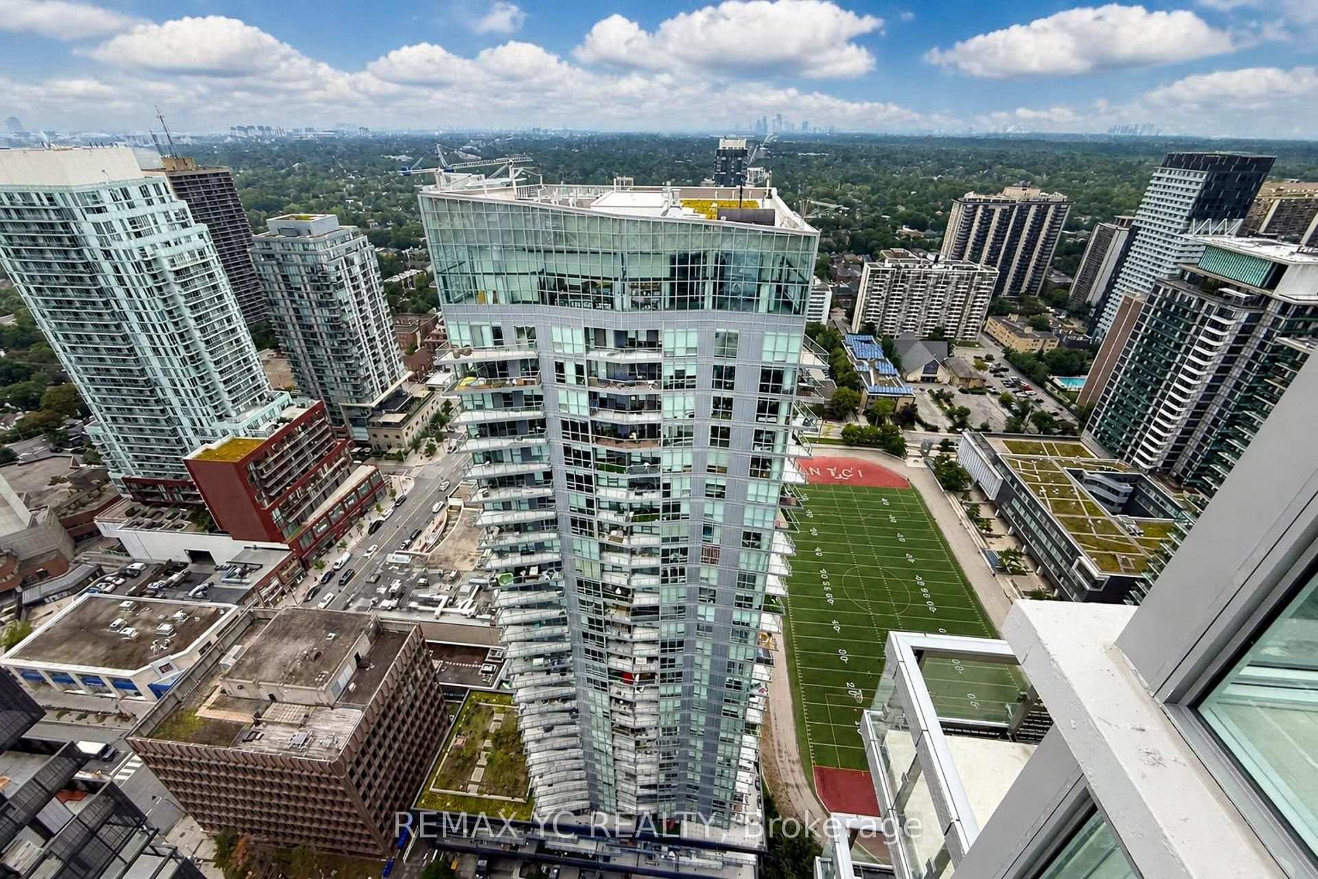 Photo 34 of Unit 3708, 39 Roehampton Avenue, Toronto, Mount Pleasant West — HOMEH