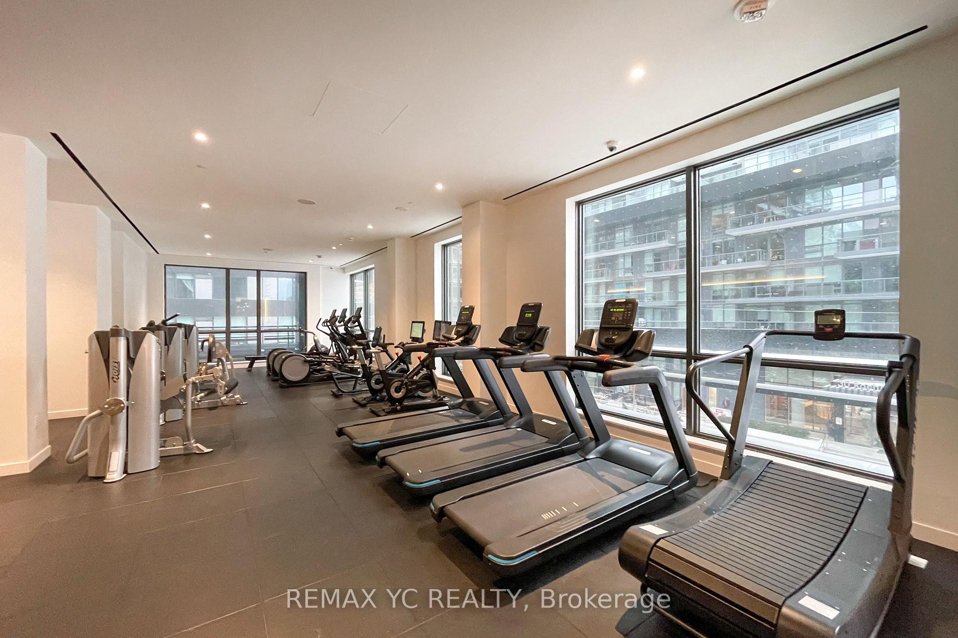 Photo 44 of Unit 3708, 39 Roehampton Avenue, Toronto, Mount Pleasant West — HOMEH