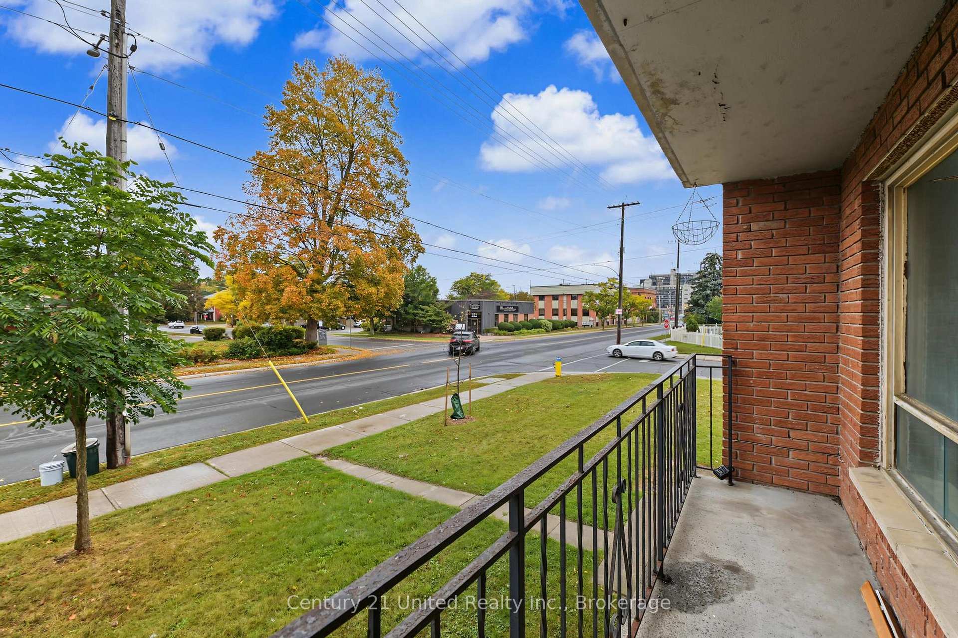 Photo 13 of 198 Aylmer Street N, Peterborough, Town Ward 3 — HOMEH