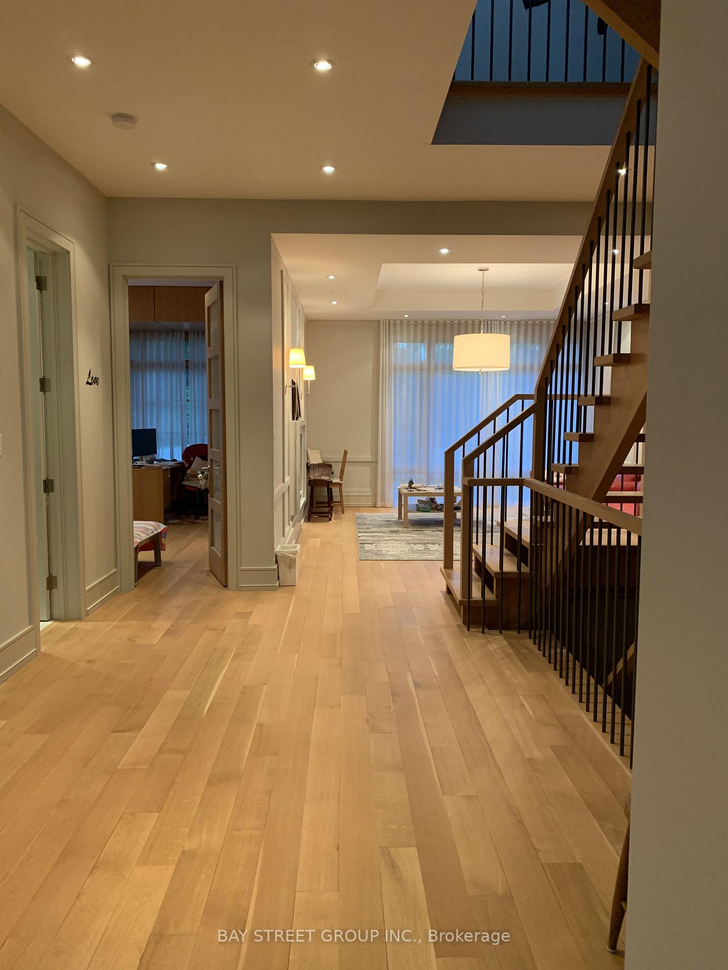 Photo 17 of 6 Bemersyde Drive, Etobicoke, Princess-Rosethorn — HOMEH