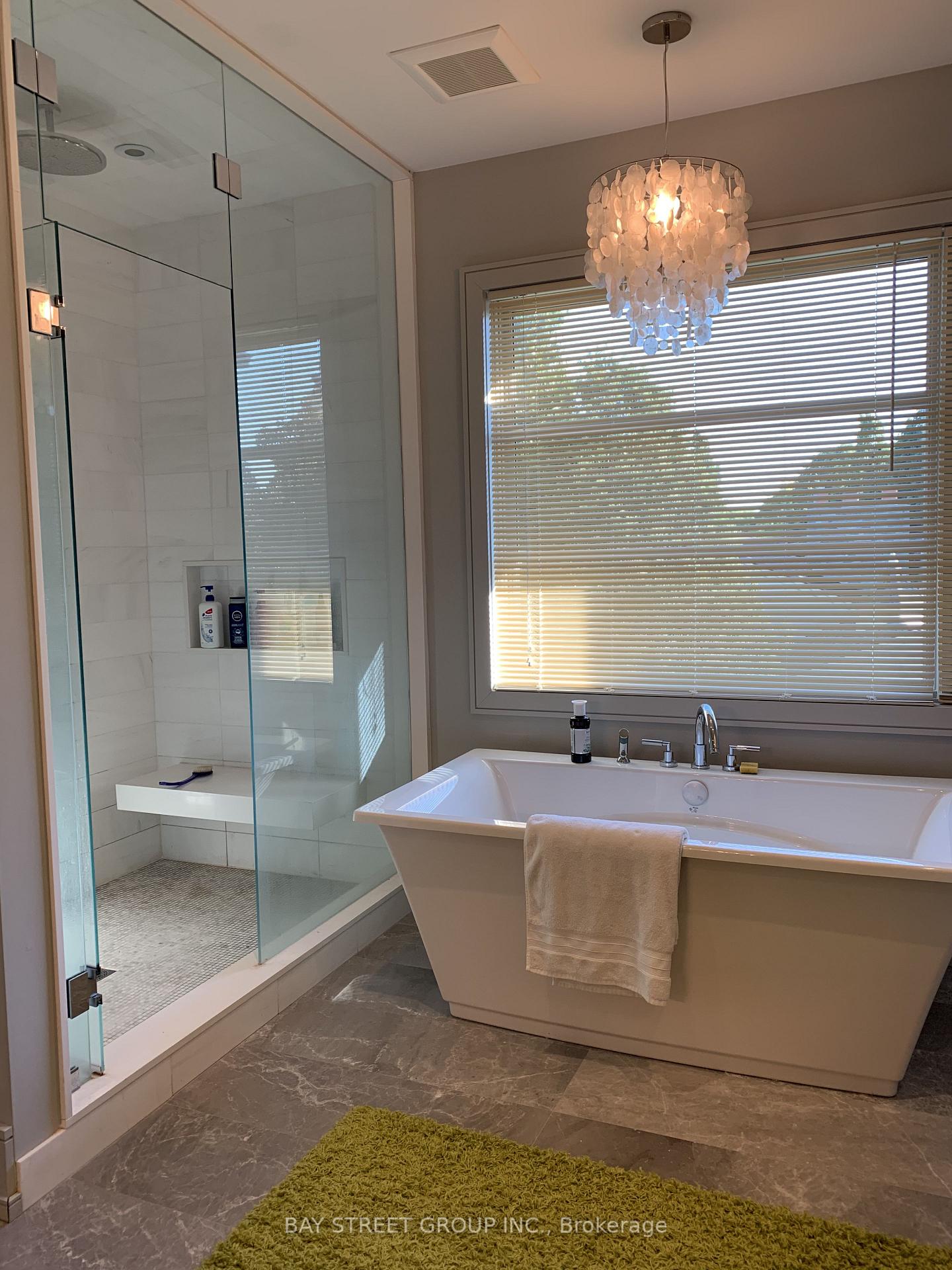 Photo 26 of 6 Bemersyde Drive, Etobicoke, Princess-Rosethorn — HOMEH