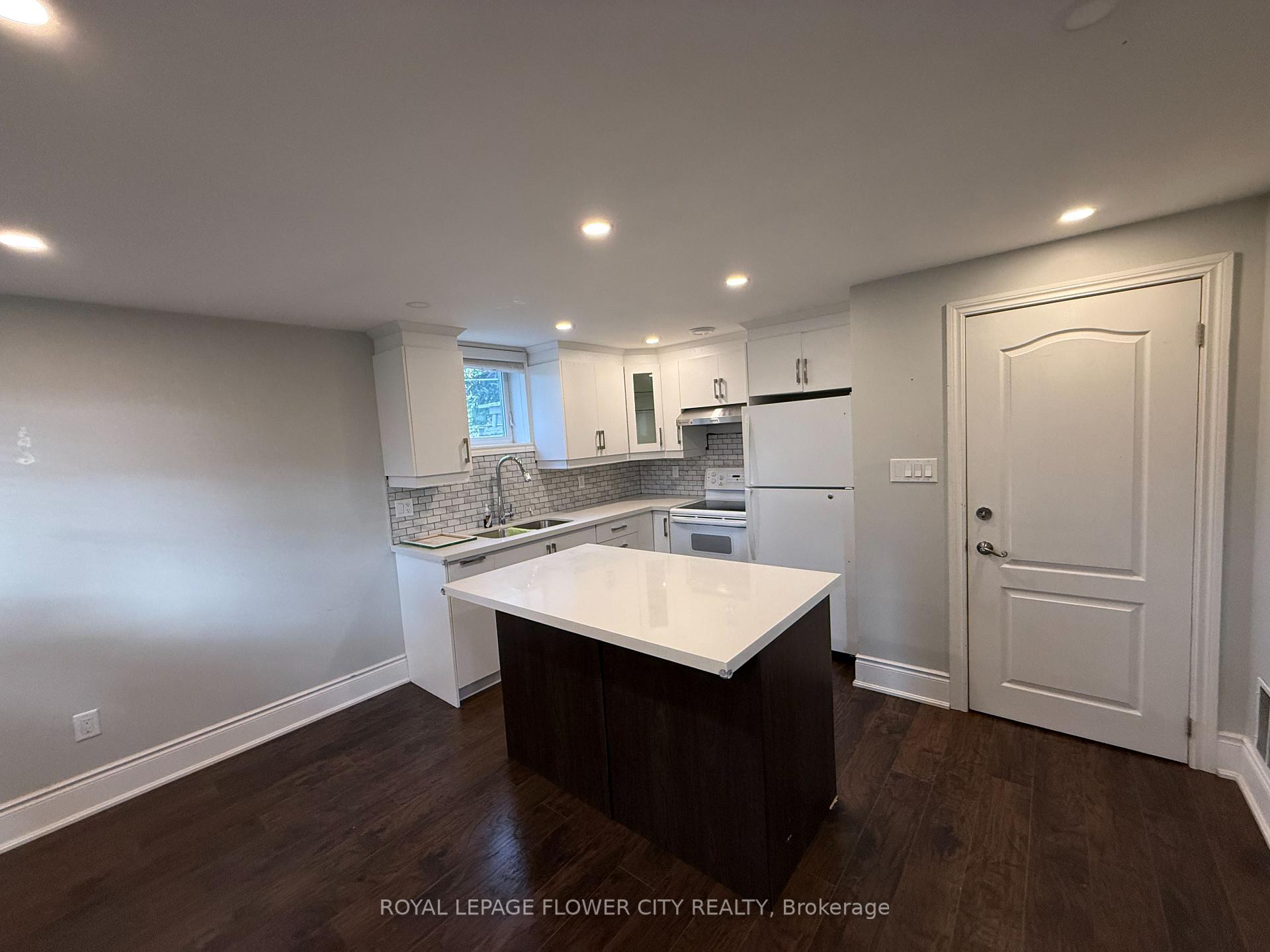 Photo 1 of 66 Ikley Road, North York, York University Heights — HOMEH