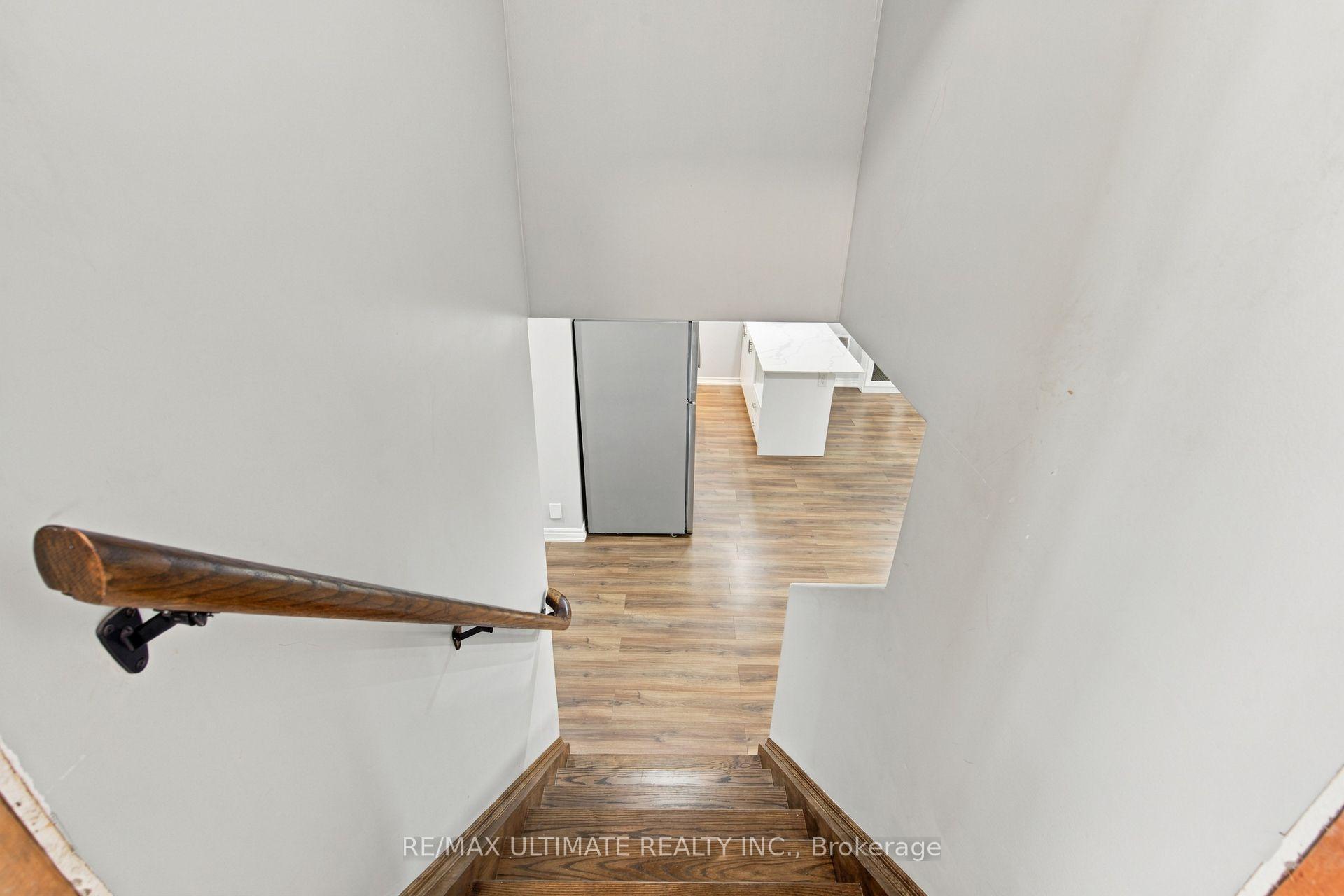 Photo 6 of 7639 Kittridge Drive, Mississauga, Malton — HOMEH