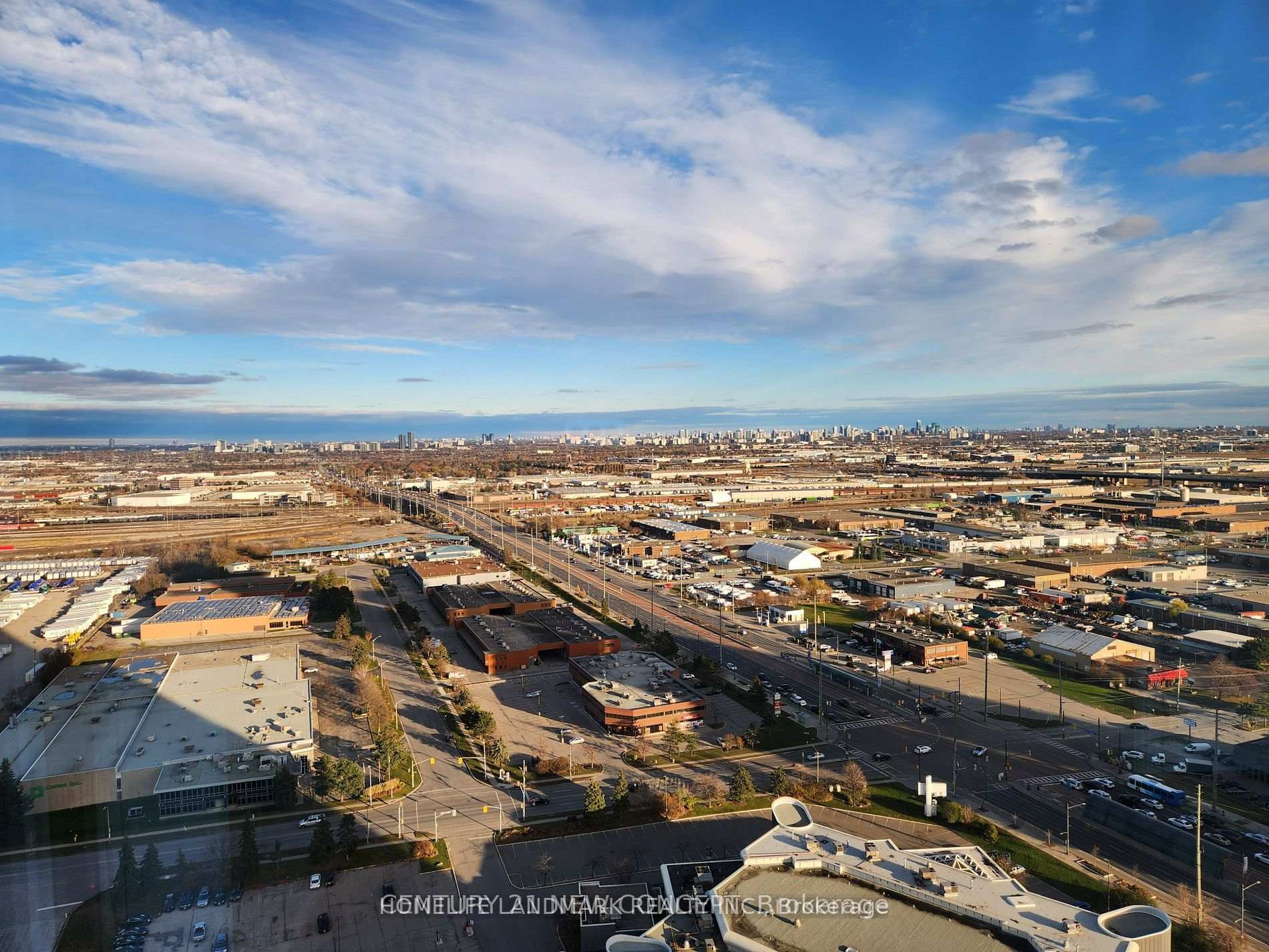 Photo 16 of Unit 2809, 2908 Hwy 7, Vaughan, Concord — HOMEH