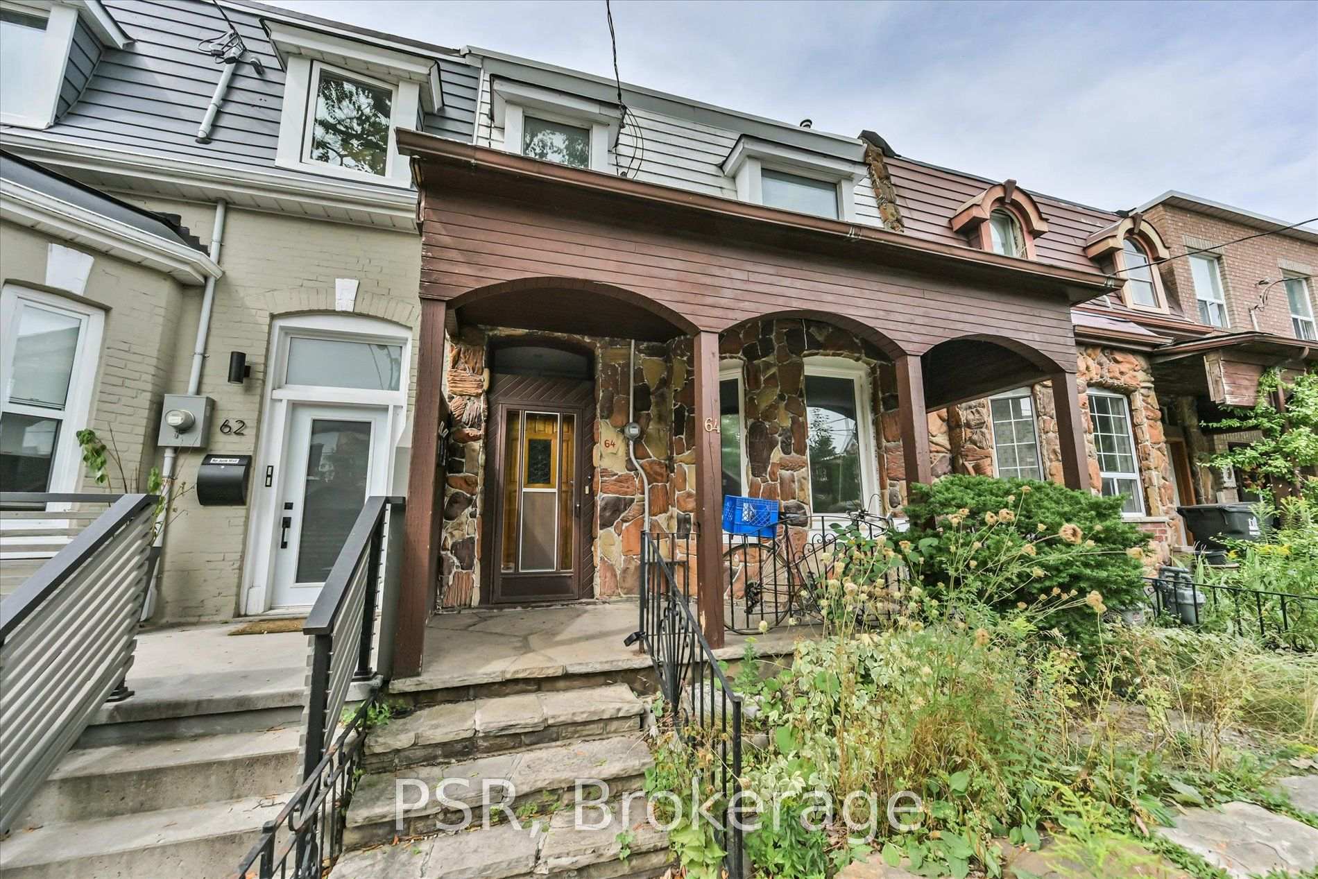 Photo 4 of 64 Gladstone Avenue, Toronto, Little Portugal — HOMEH