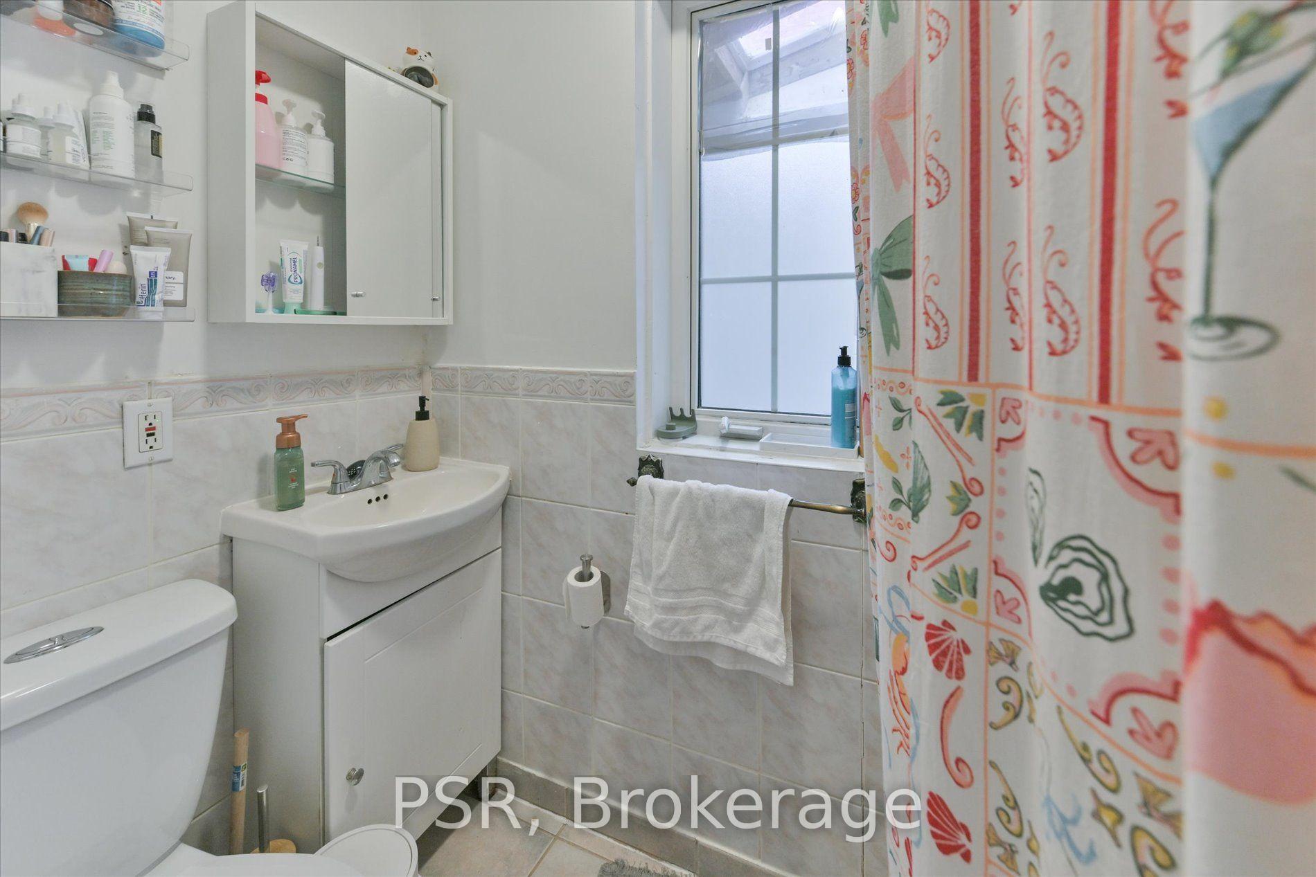 Photo 15 of 64 Gladstone Avenue, Toronto, Little Portugal — HOMEH