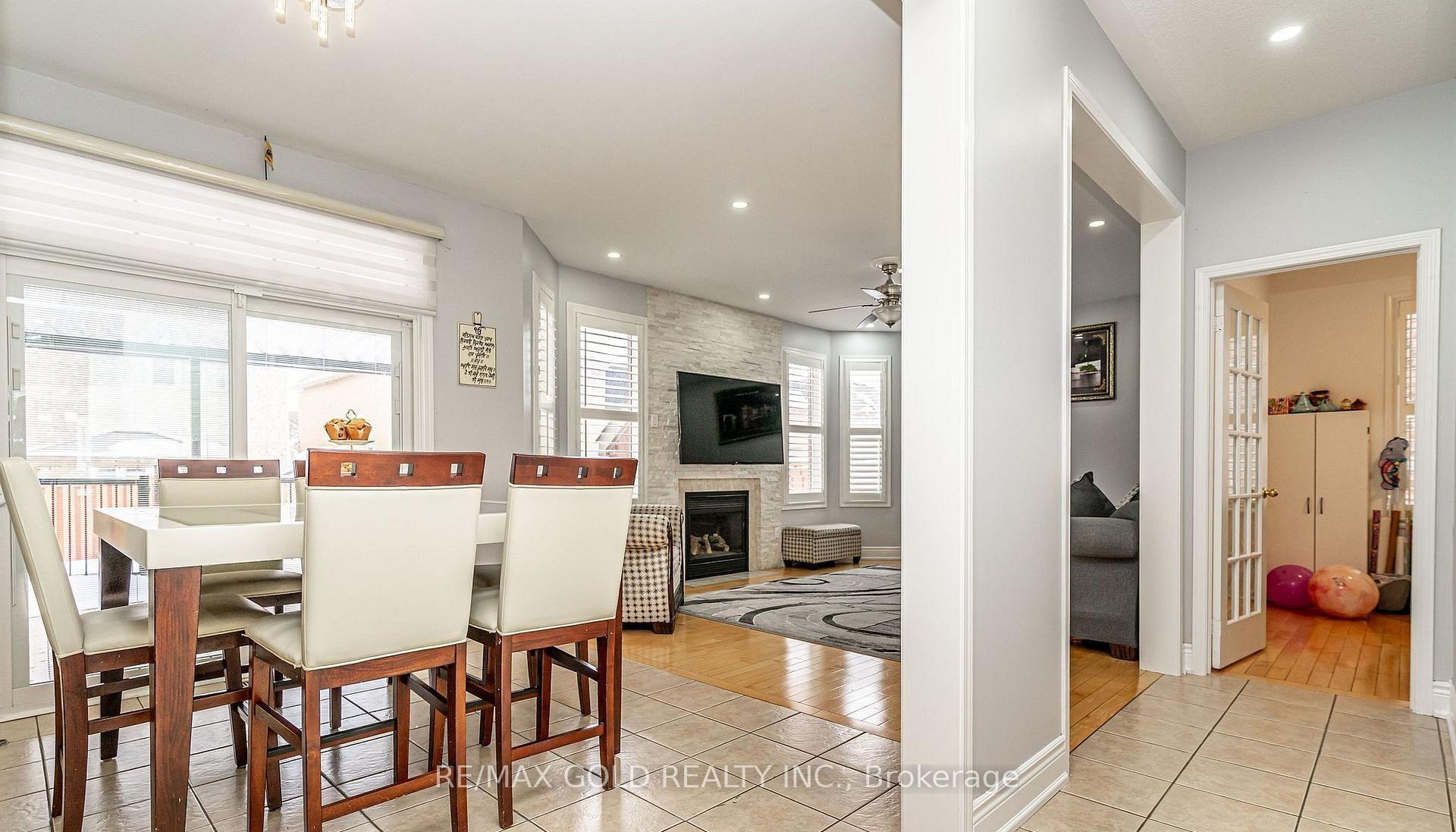 Photo 12 of 7 Bettey Road, Brampton, Vales of Castlemore — HOMEH
