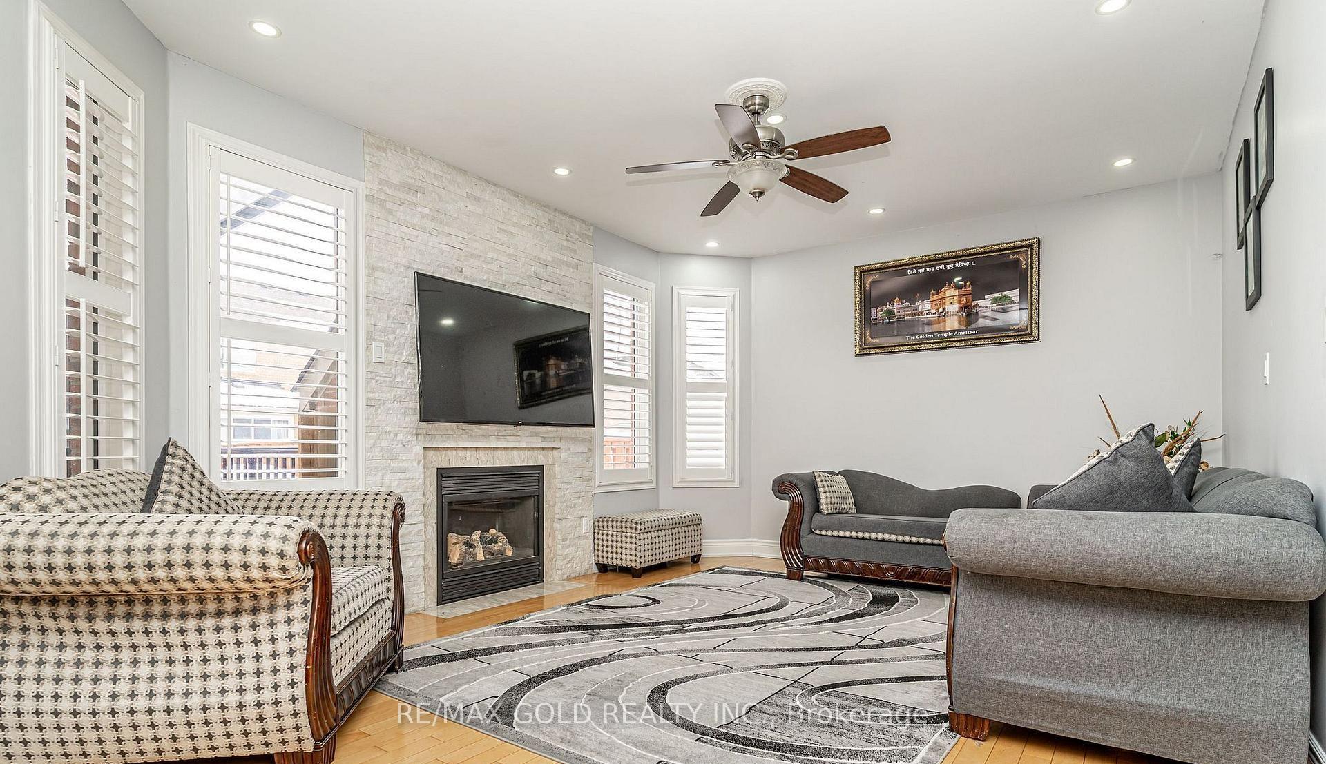 Photo 13 of 7 Bettey Road, Brampton, Vales of Castlemore — HOMEH
