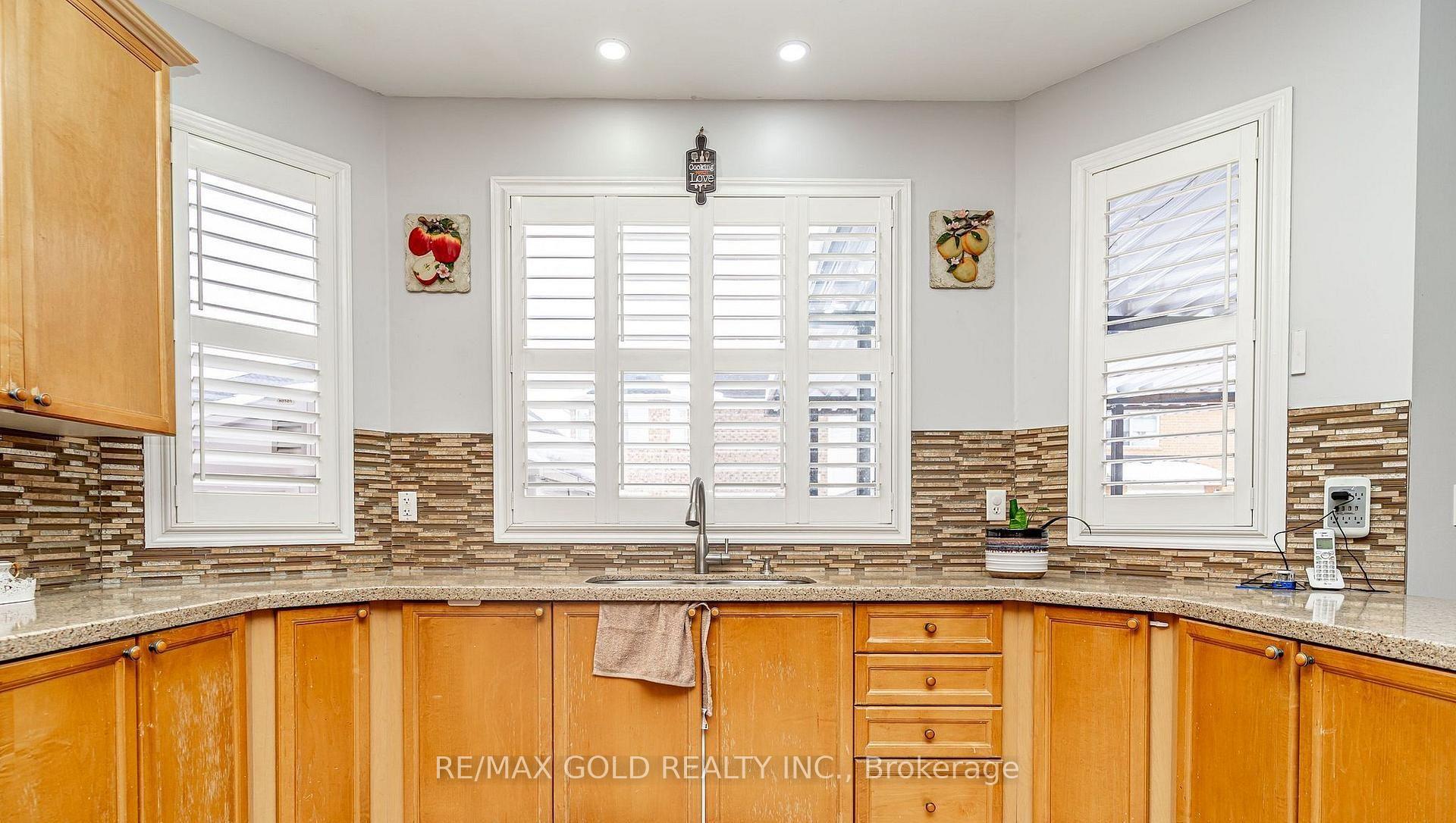 Photo 18 of 7 Bettey Road, Brampton, Vales of Castlemore — HOMEH