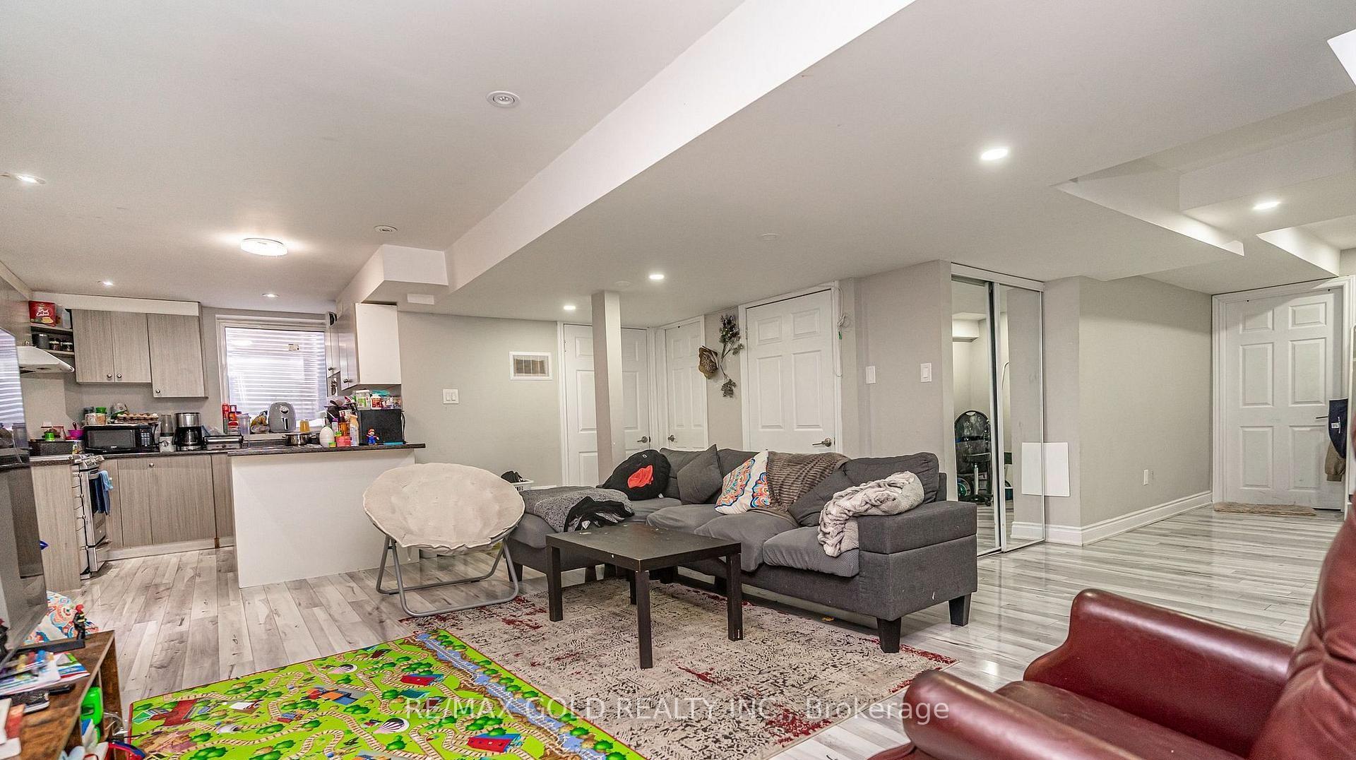 Photo 39 of 7 Bettey Road, Brampton, Vales of Castlemore — HOMEH