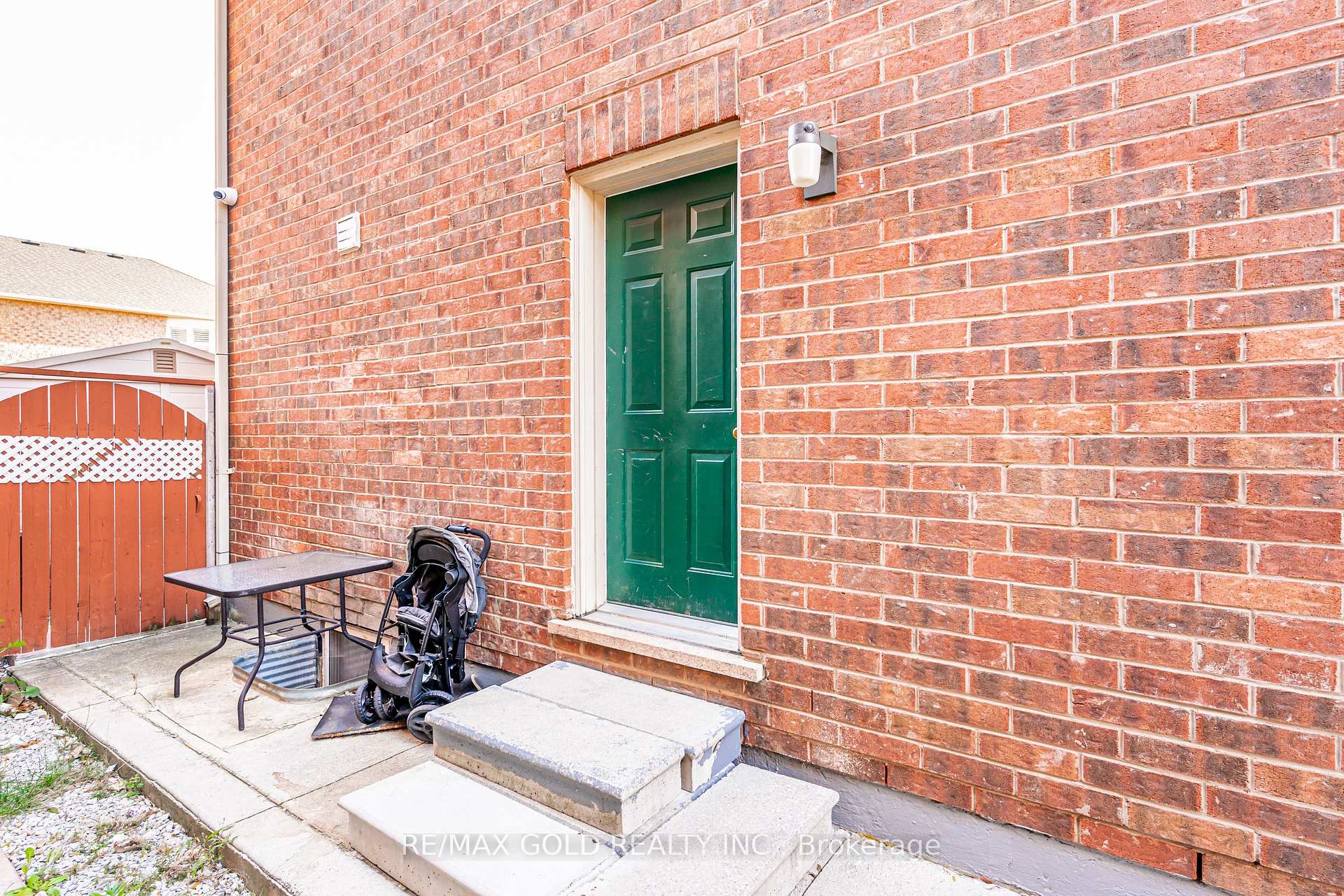 Photo 46 of 7 Bettey Road, Brampton, Vales of Castlemore — HOMEH