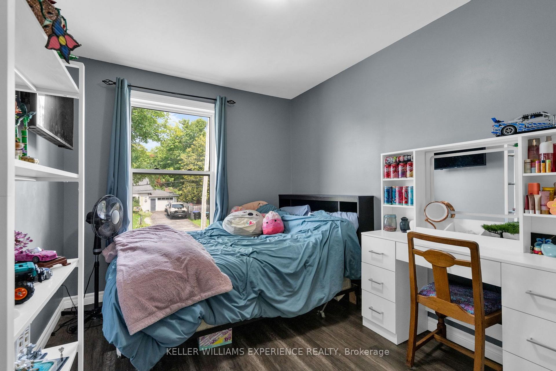 Photo 9 of 28 Park Street, Tay, Victoria Harbour — HOMEH
