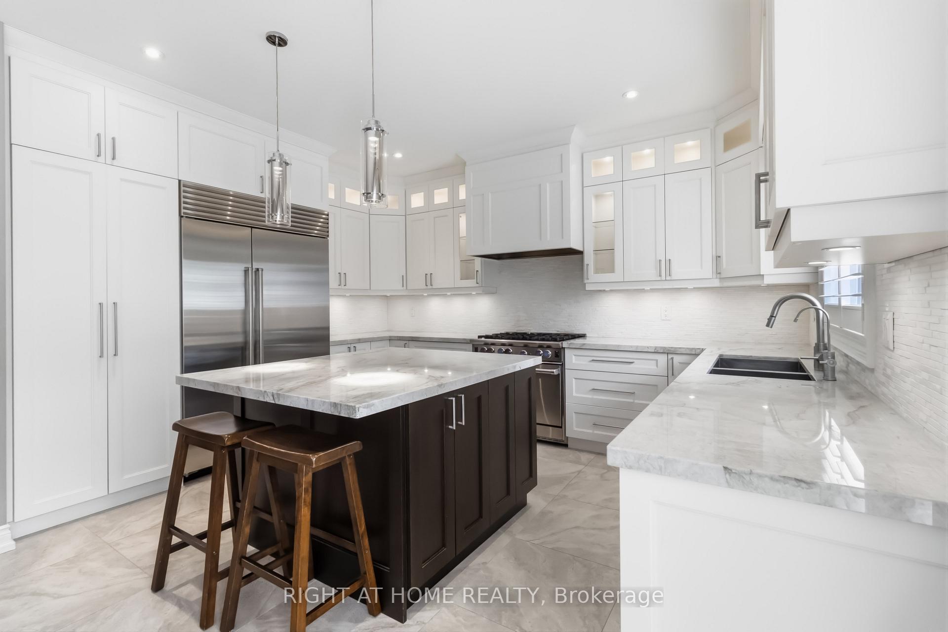 Photo 12 of 1213 Lindenrock Drive, Oakville, Joshua Creek — HOMEH