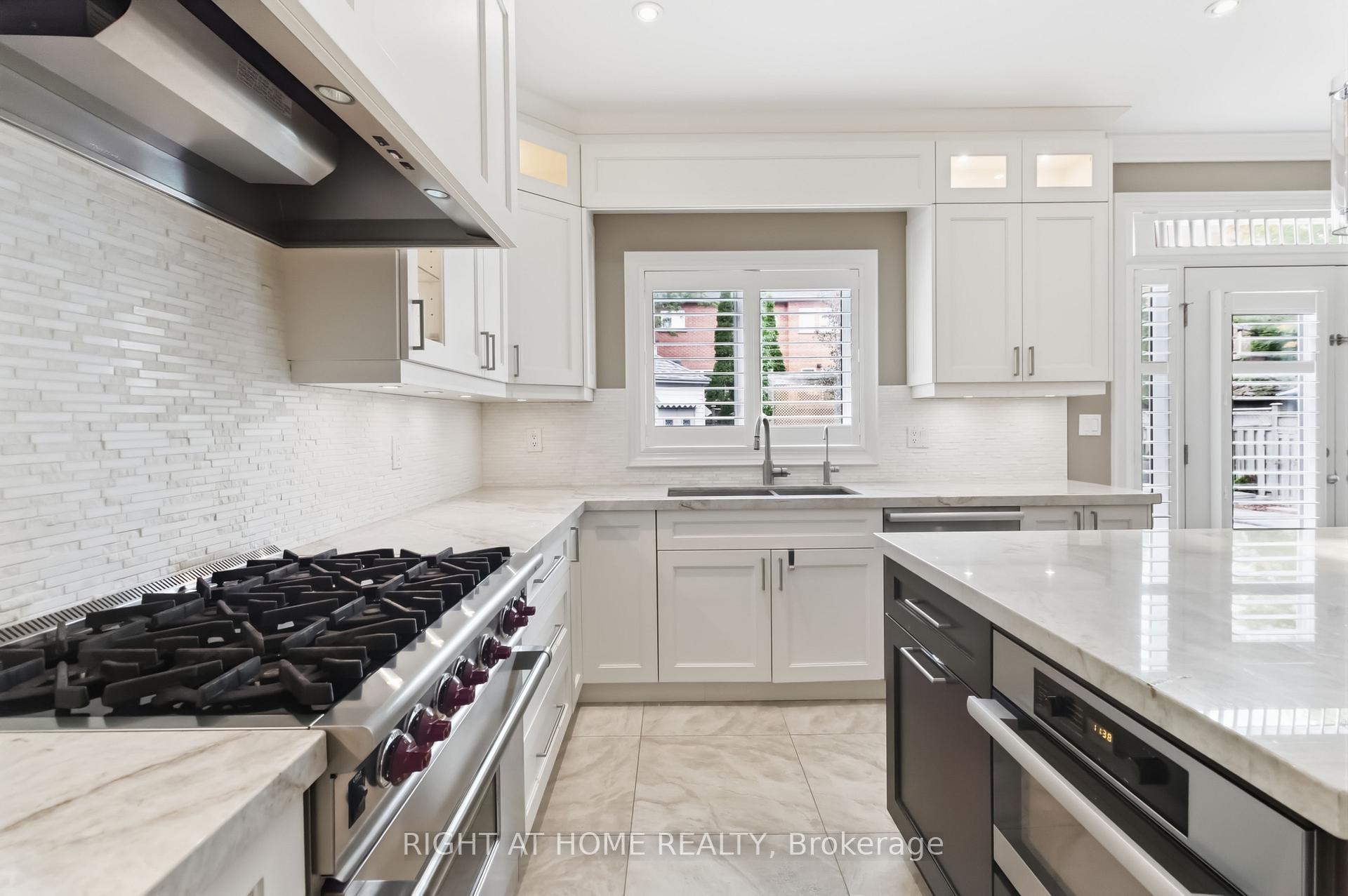 Photo 14 of 1213 Lindenrock Drive, Oakville, Joshua Creek — HOMEH