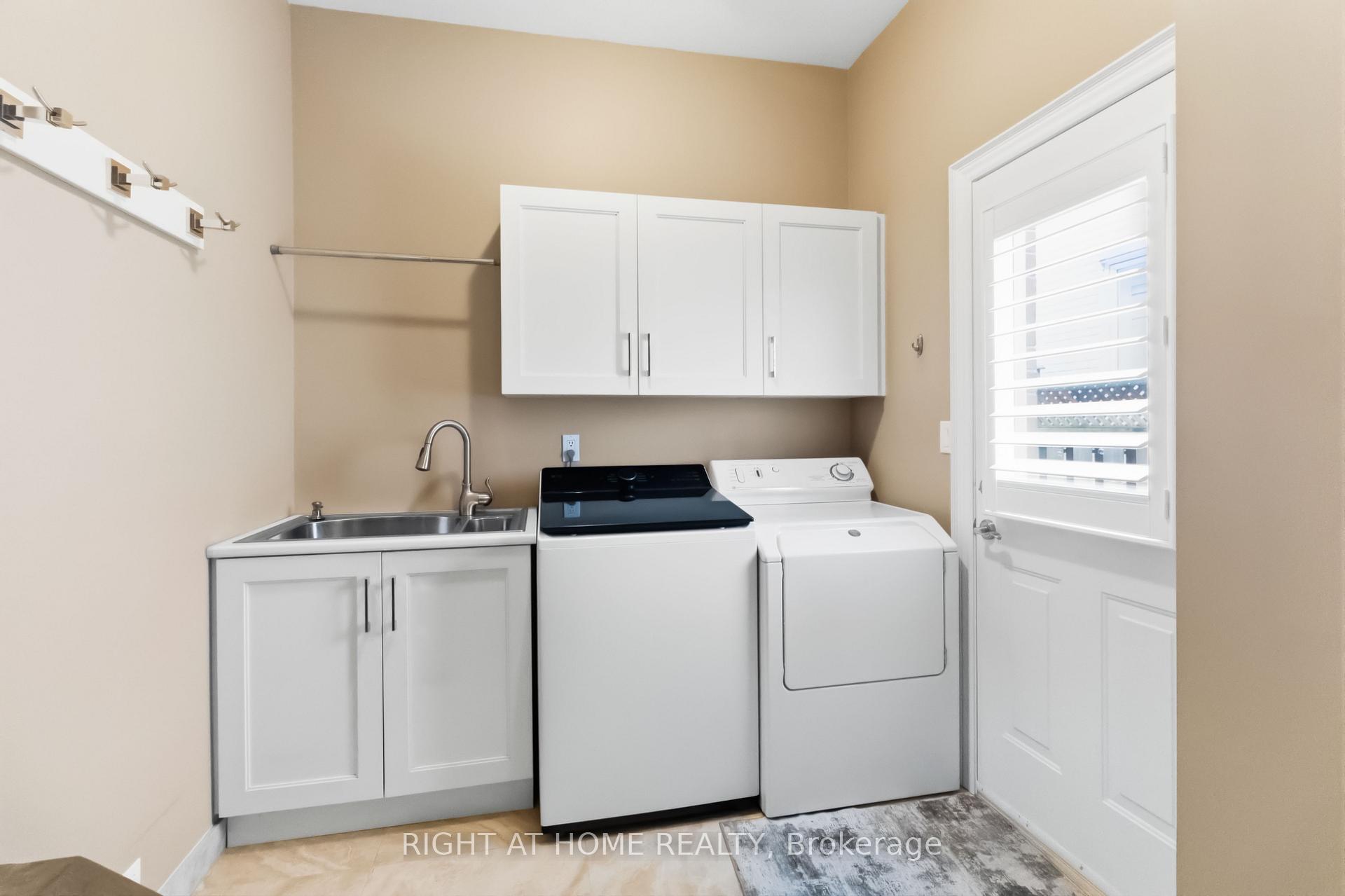 Photo 19 of 1213 Lindenrock Drive, Oakville, Joshua Creek — HOMEH