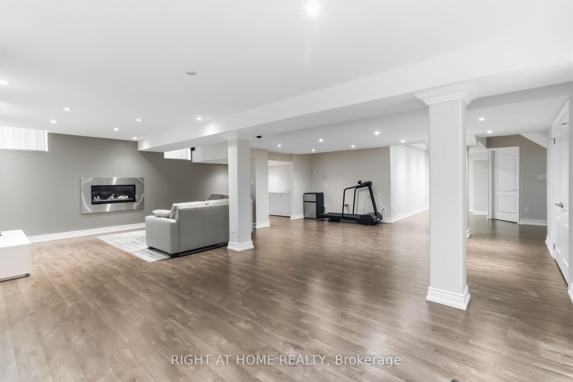 Photo 41 of 1213 Lindenrock Drive, Oakville, Joshua Creek — HOMEH