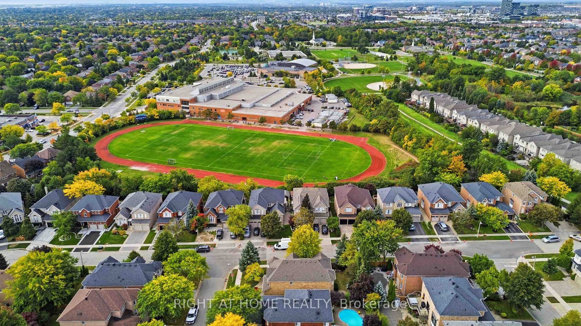 Photo 46 of 1213 Lindenrock Drive, Oakville, Joshua Creek — HOMEH