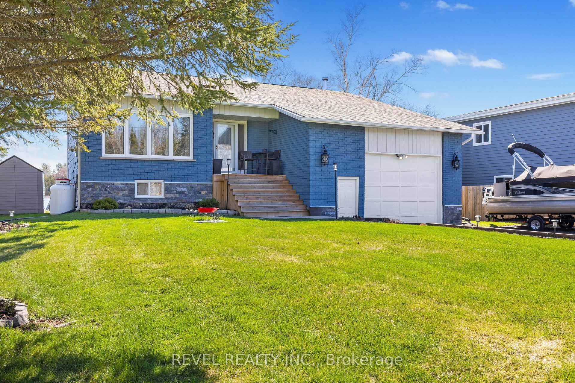 Photo 3 of 190 O'reilly Lane, Kawartha Lakes, Little Britain — HOMEH