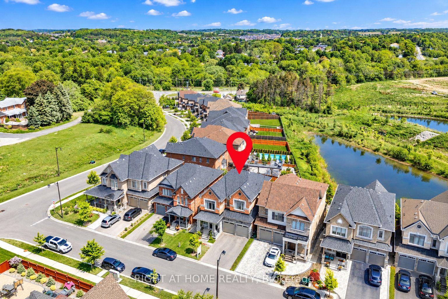 Photo 20 of 59 Hydrangea Hollow, East Gwillimbury, Holland Landing — HOMEH