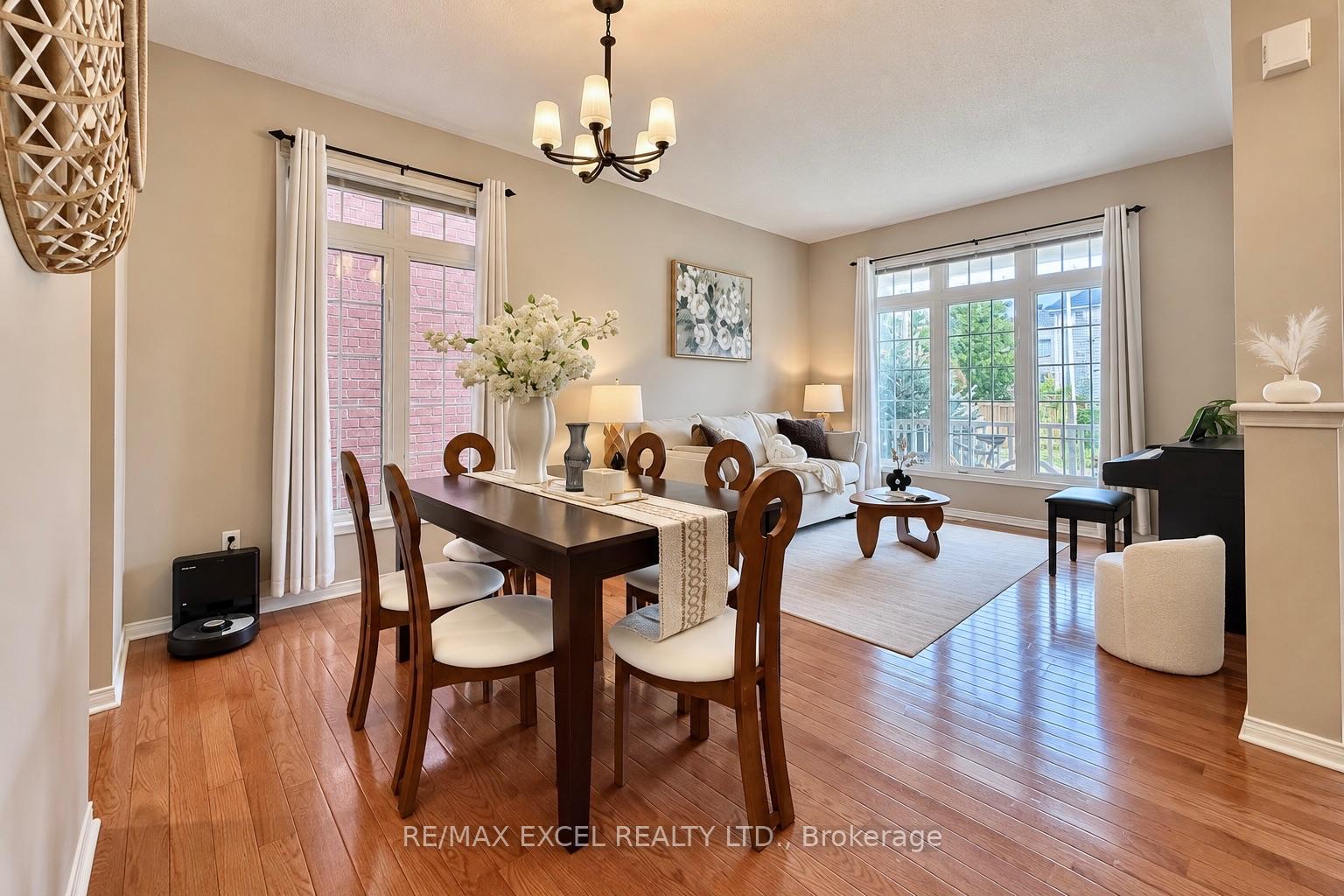 Photo 8 of 1808 Castlemore Avenue, Markham, Greensborough — HOMEH