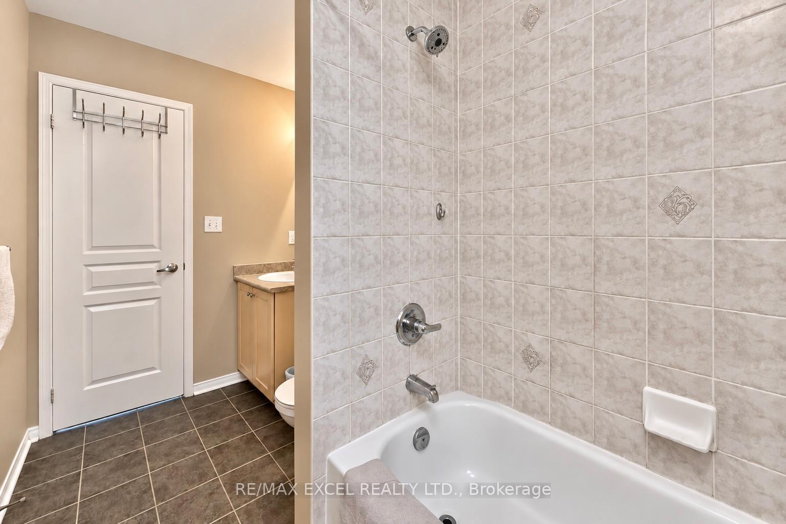 Photo 31 of 1808 Castlemore Avenue, Markham, Greensborough — HOMEH