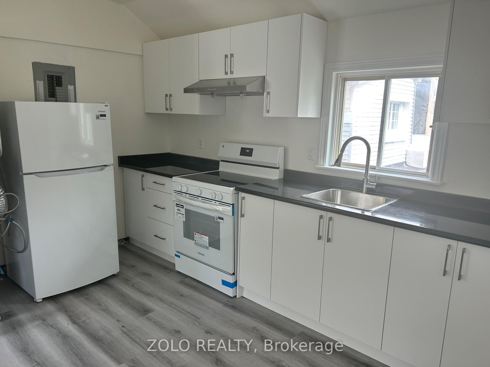 Photo 11 of Unit 1, 4299 Second Avenue, Niagara Falls, Downtown — HOMEH