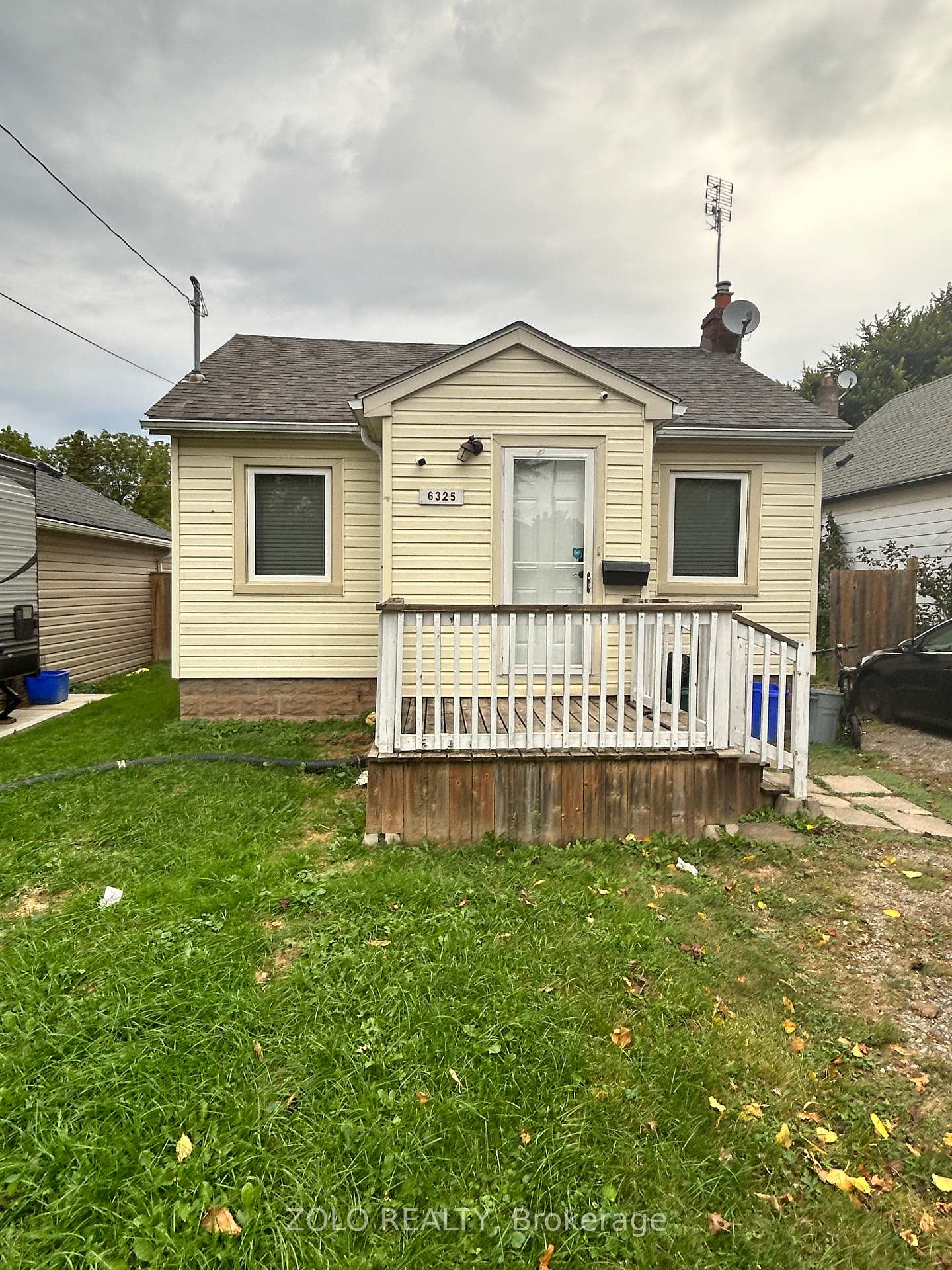 Photo of 6325 Murray Street