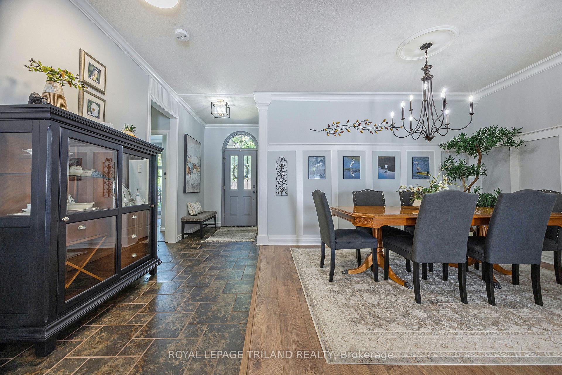Photo 7 of 15 Augusta Crescent, St. Thomas — HOMEH
