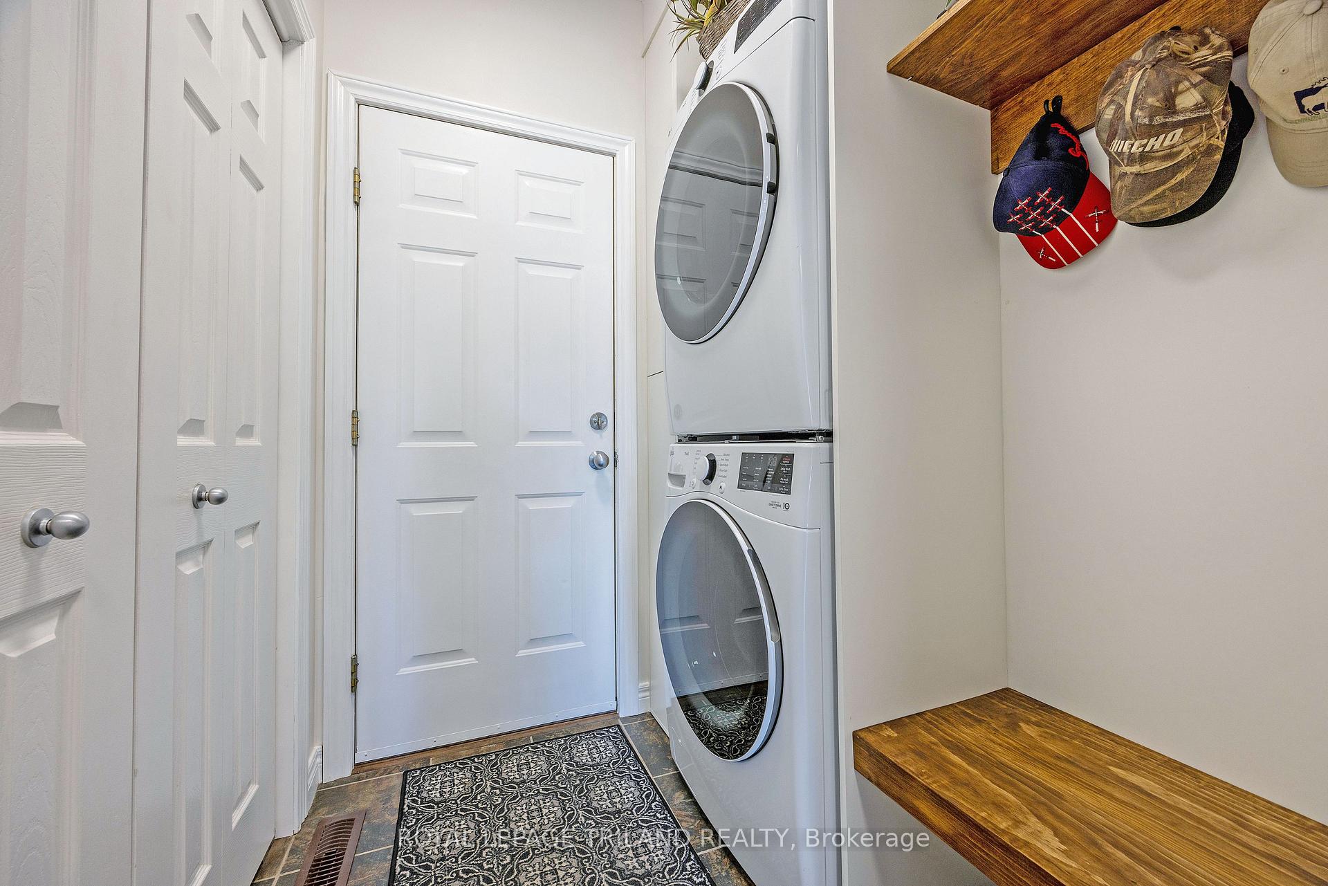 Photo 23 of 15 Augusta Crescent, St. Thomas — HOMEH
