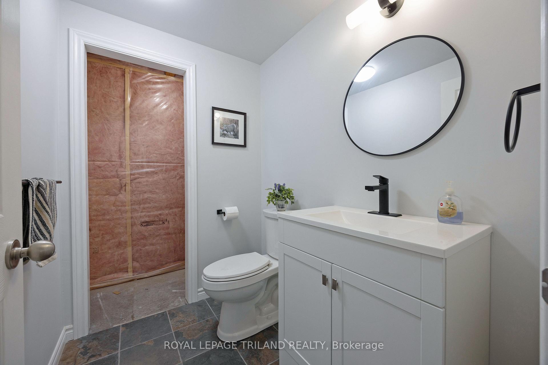 Photo 26 of 15 Augusta Crescent, St. Thomas — HOMEH