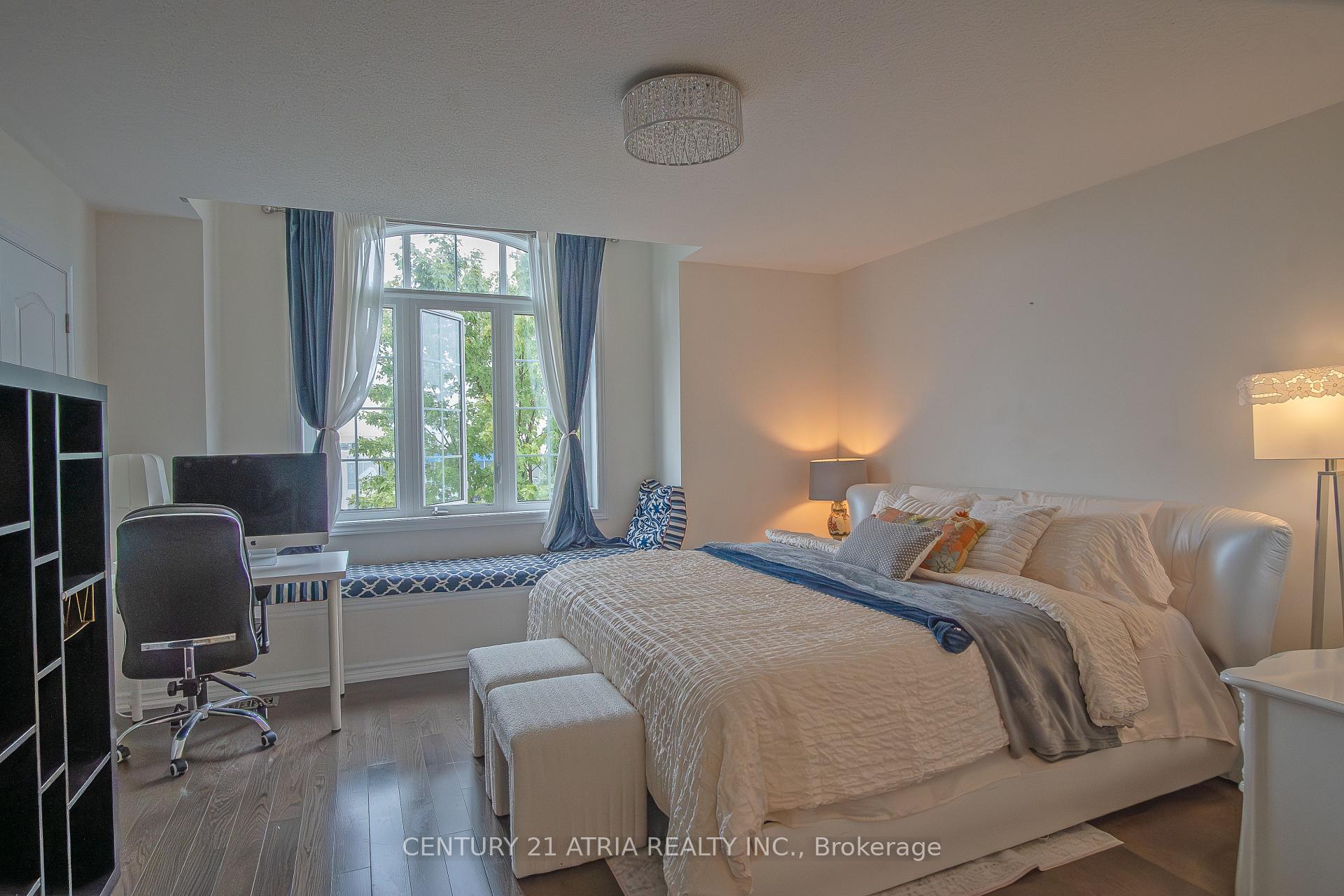 Photo 10 of 10951 Woodbine Avenue, Markham, Victoria Square — HOMEH