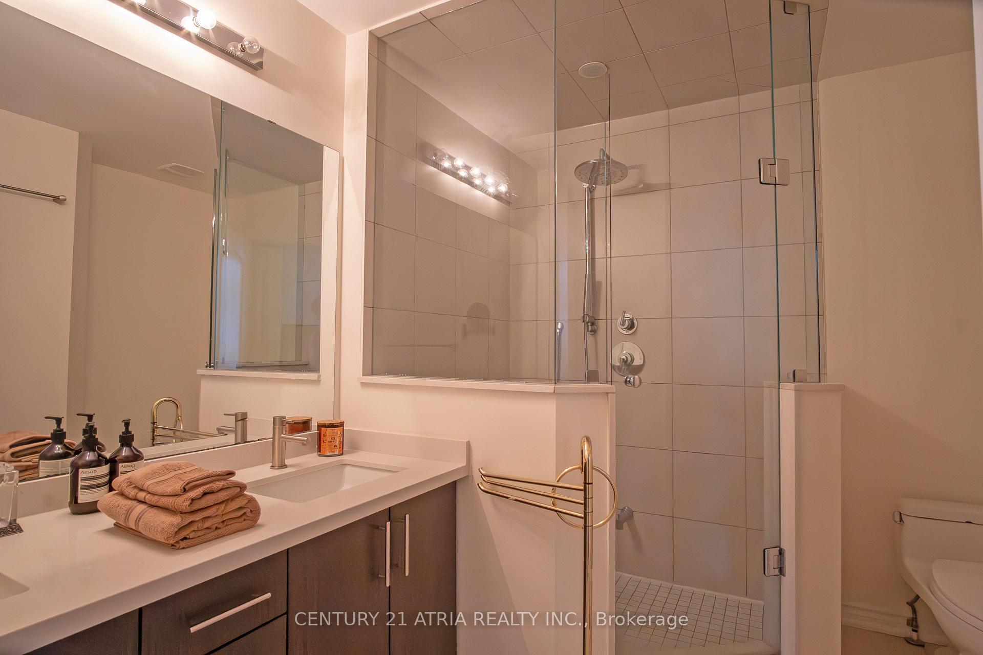 Photo 11 of 10951 Woodbine Avenue, Markham, Victoria Square — HOMEH
