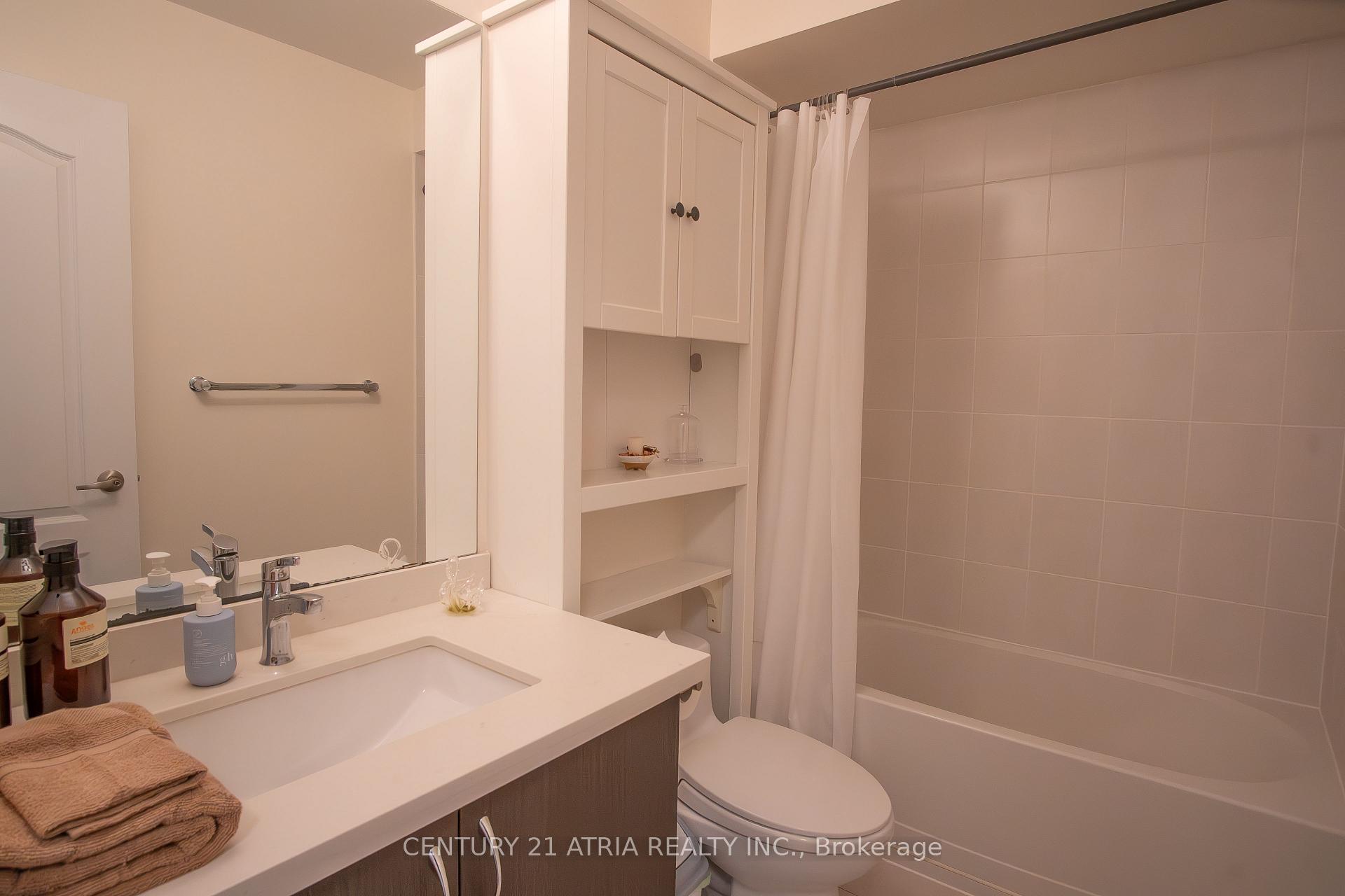 Photo 12 of 10951 Woodbine Avenue, Markham, Victoria Square — HOMEH