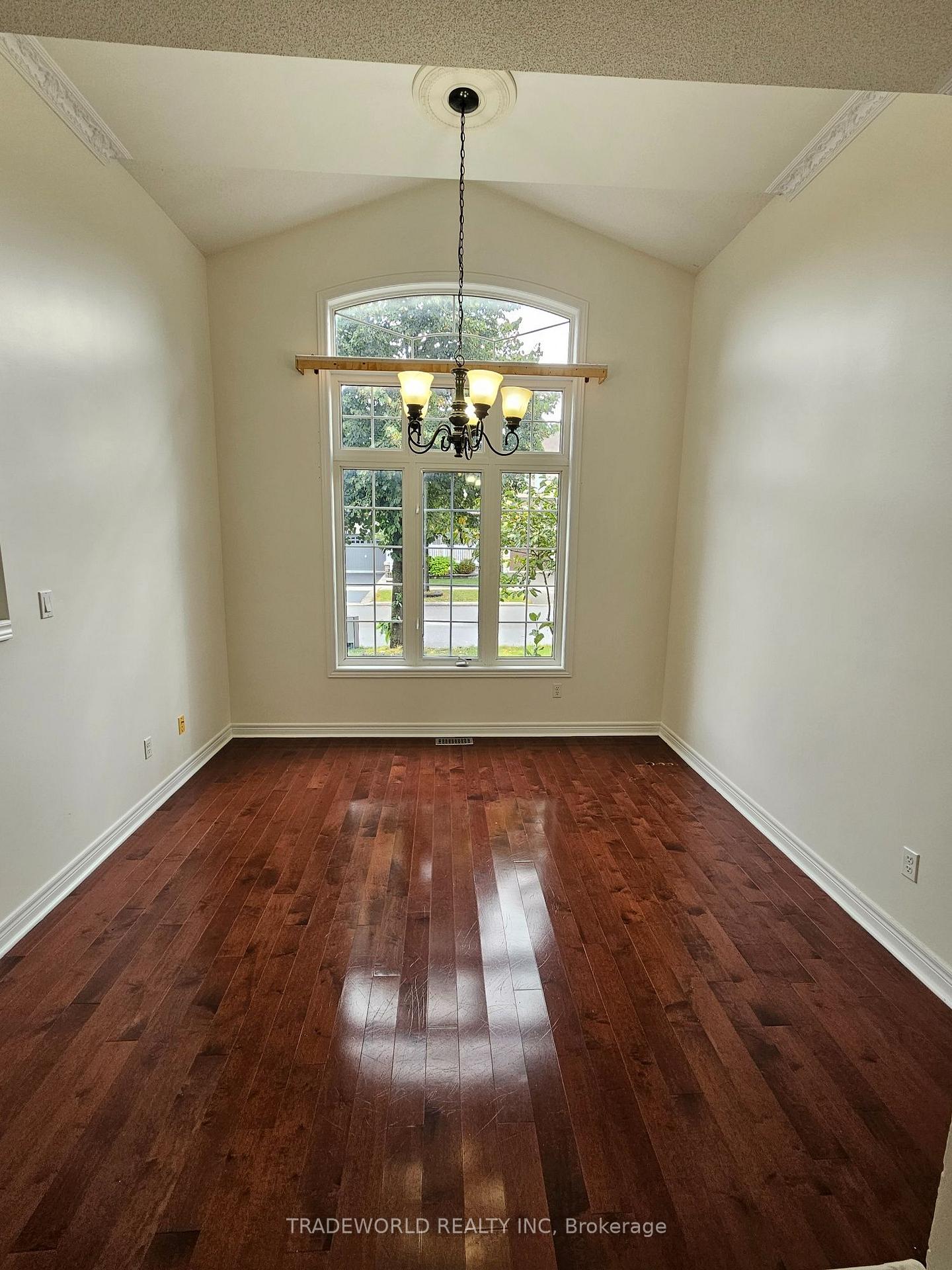 Photo 6 of 20 Peterkin Road, Markham, Greensborough — HOMEH