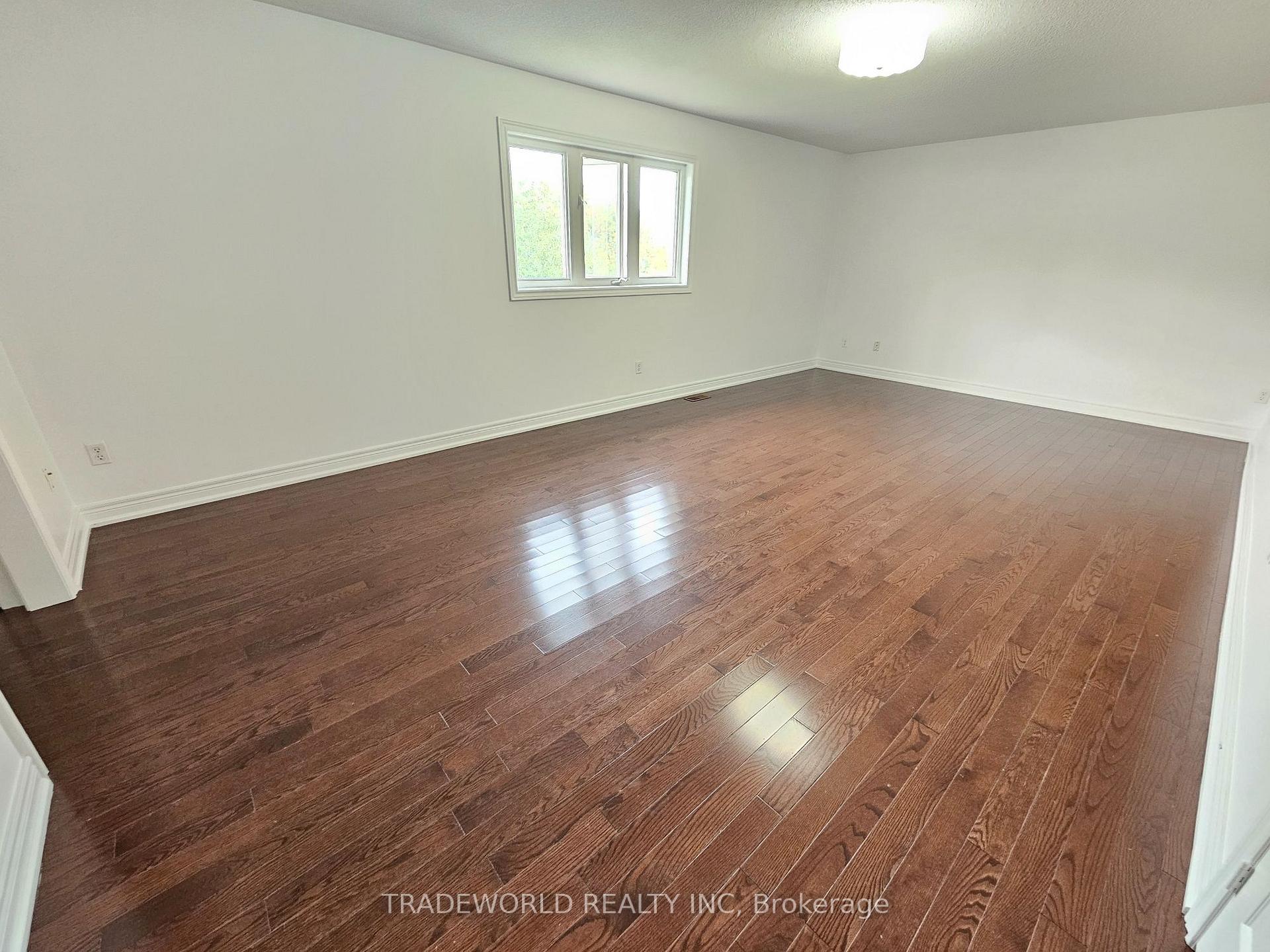 Photo 13 of 20 Peterkin Road, Markham, Greensborough — HOMEH