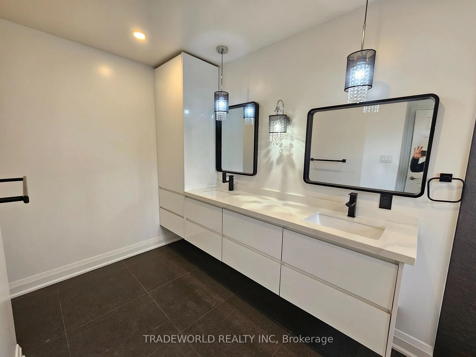 Photo 19 of 20 Peterkin Road, Markham, Greensborough — HOMEH