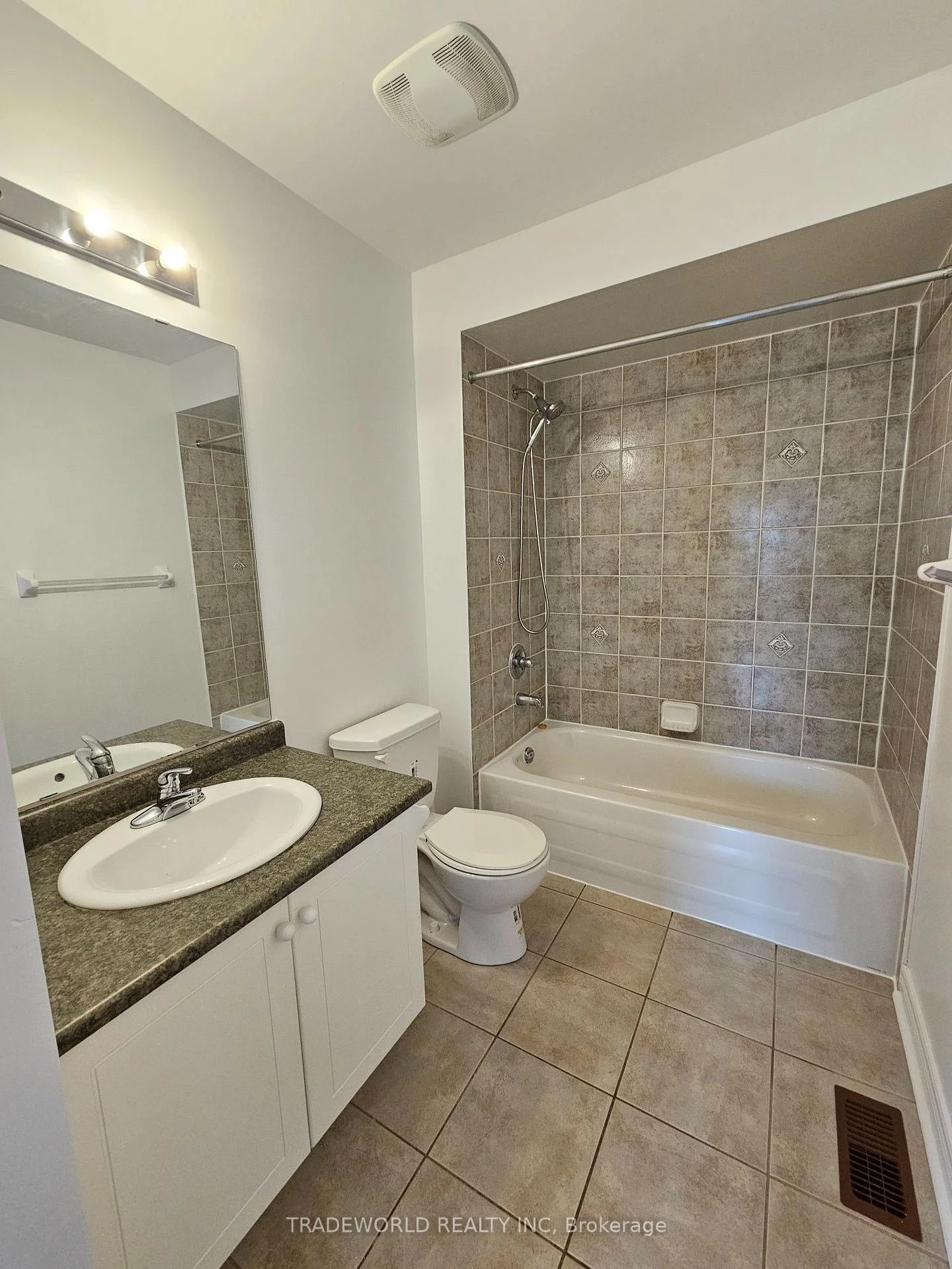 Photo 21 of 20 Peterkin Road, Markham, Greensborough — HOMEH