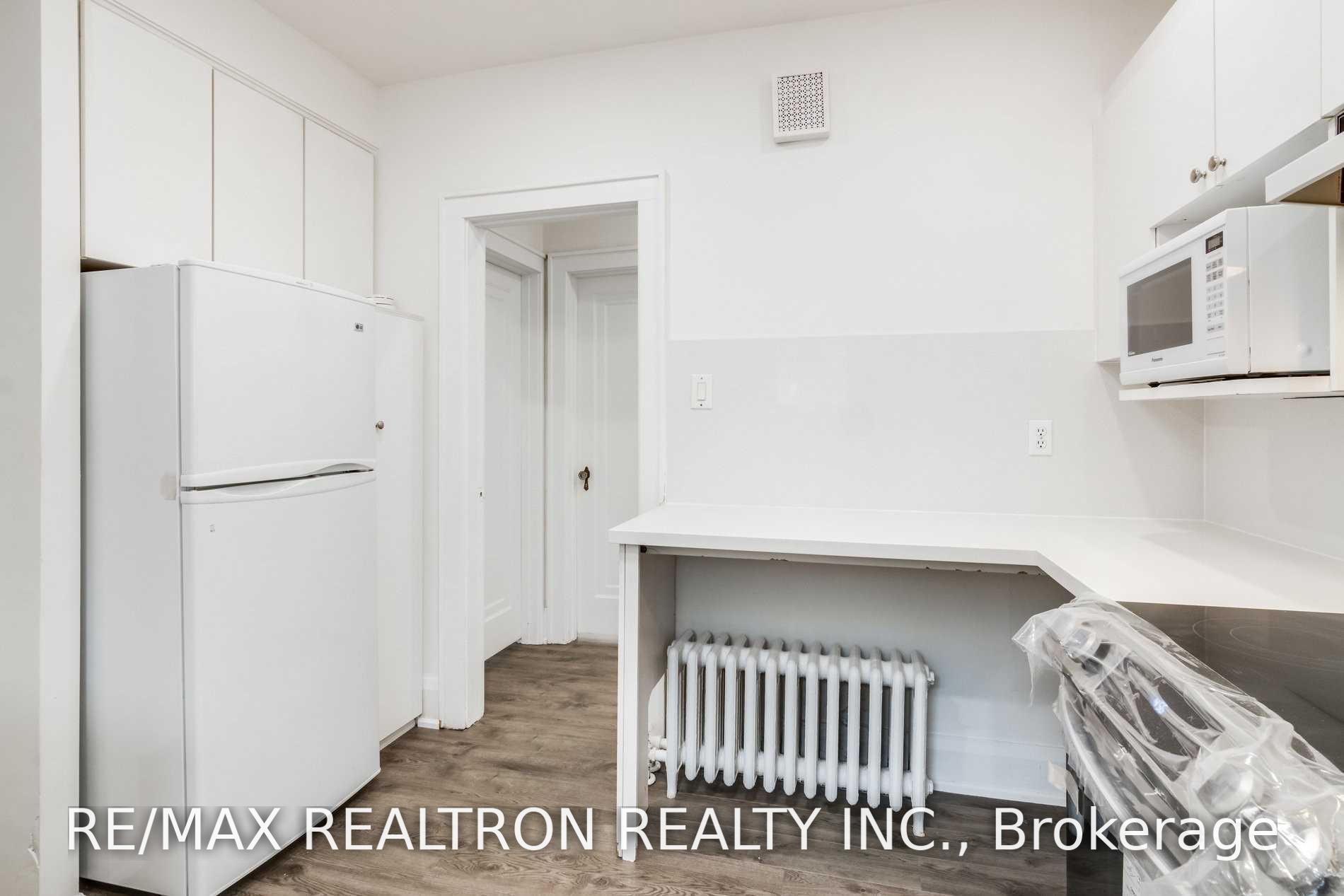 Photo 16 of Unit Upper, 4 Hillholm Road, Toronto, Forest Hill South — HOMEH