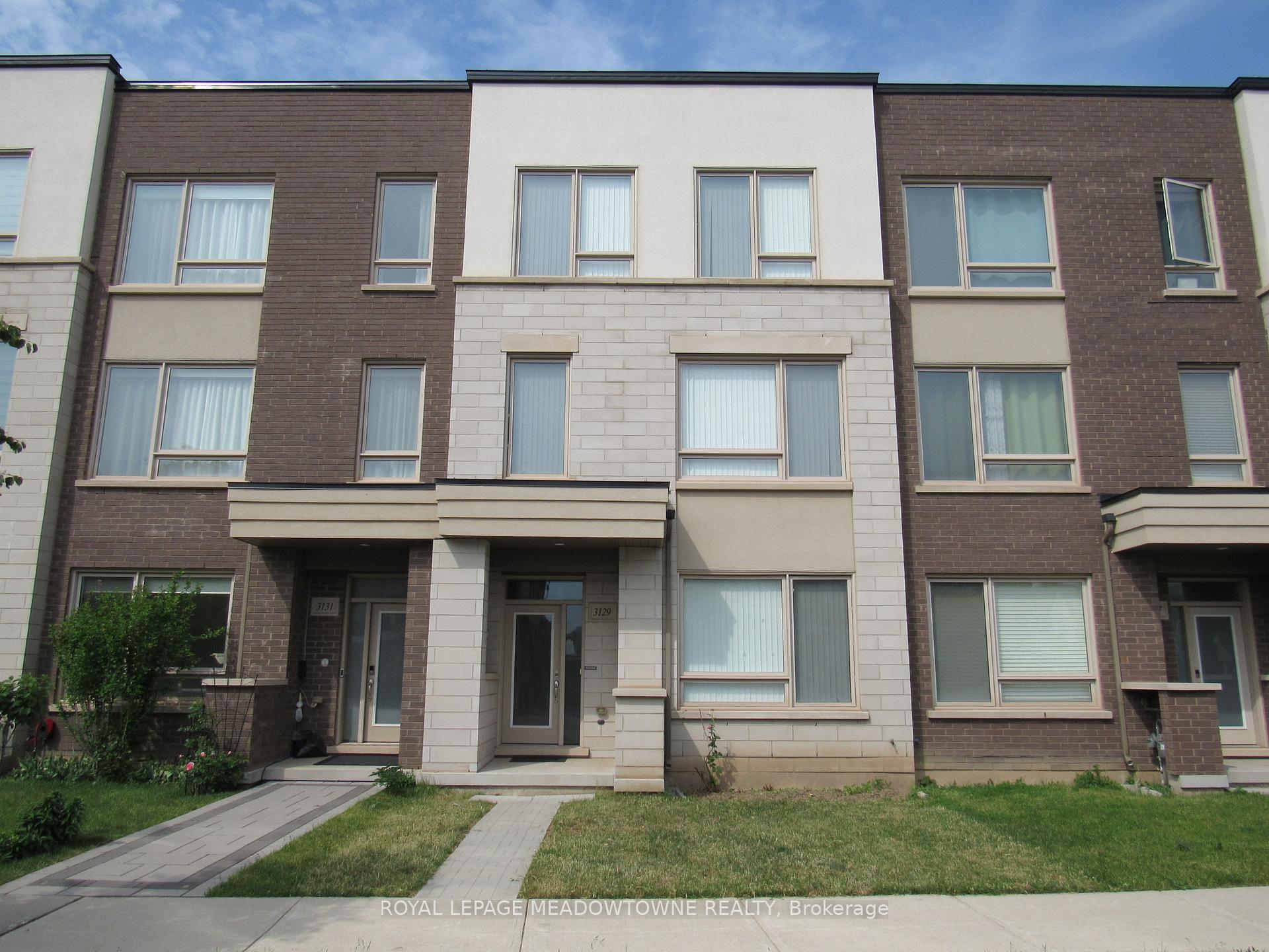 Photo of 3129 Ernest Appelbe Boulevard