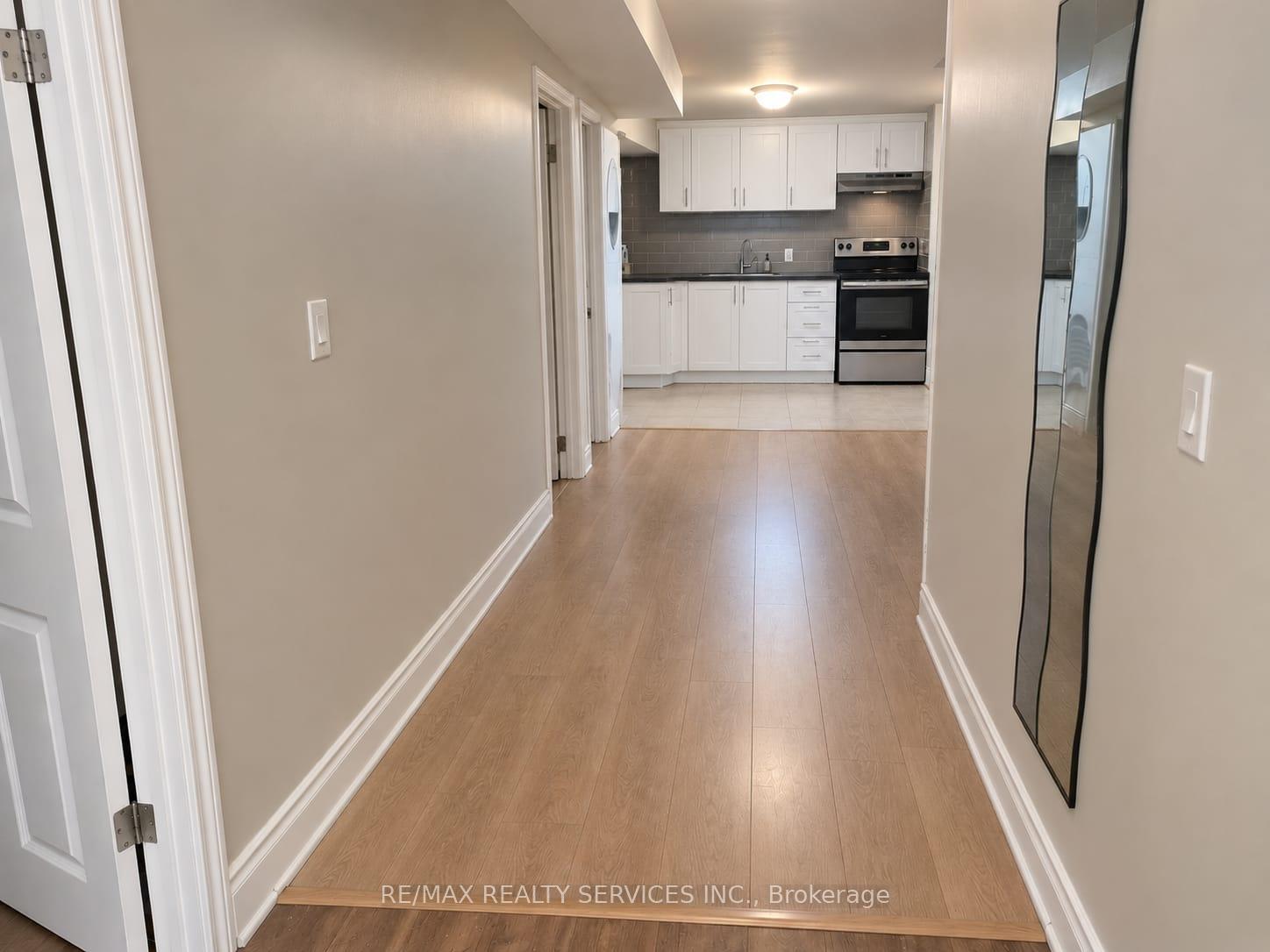 Photo 2 of 50 Banting Crescent, Brampton, Fletcher's West — HOMEH